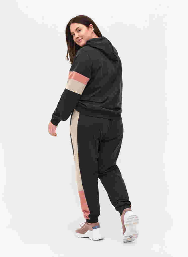 Sweatpants med sportiga detaljer, DGM/Rose, Model