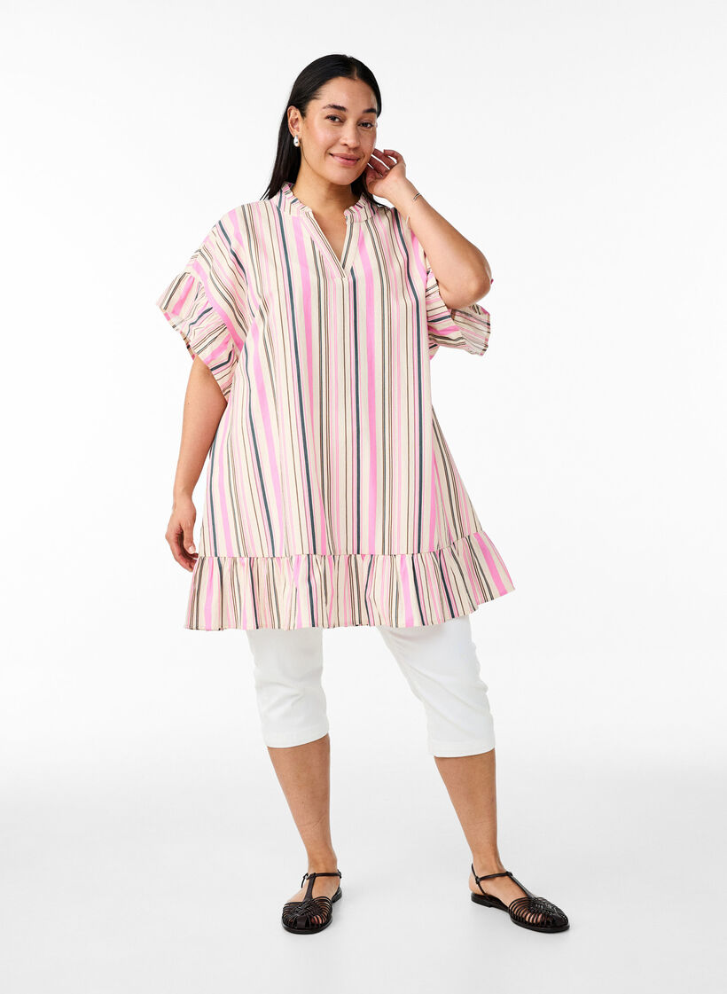 Tunika med v-ringning och volangdetaljer, Vanilla, Model image number 1