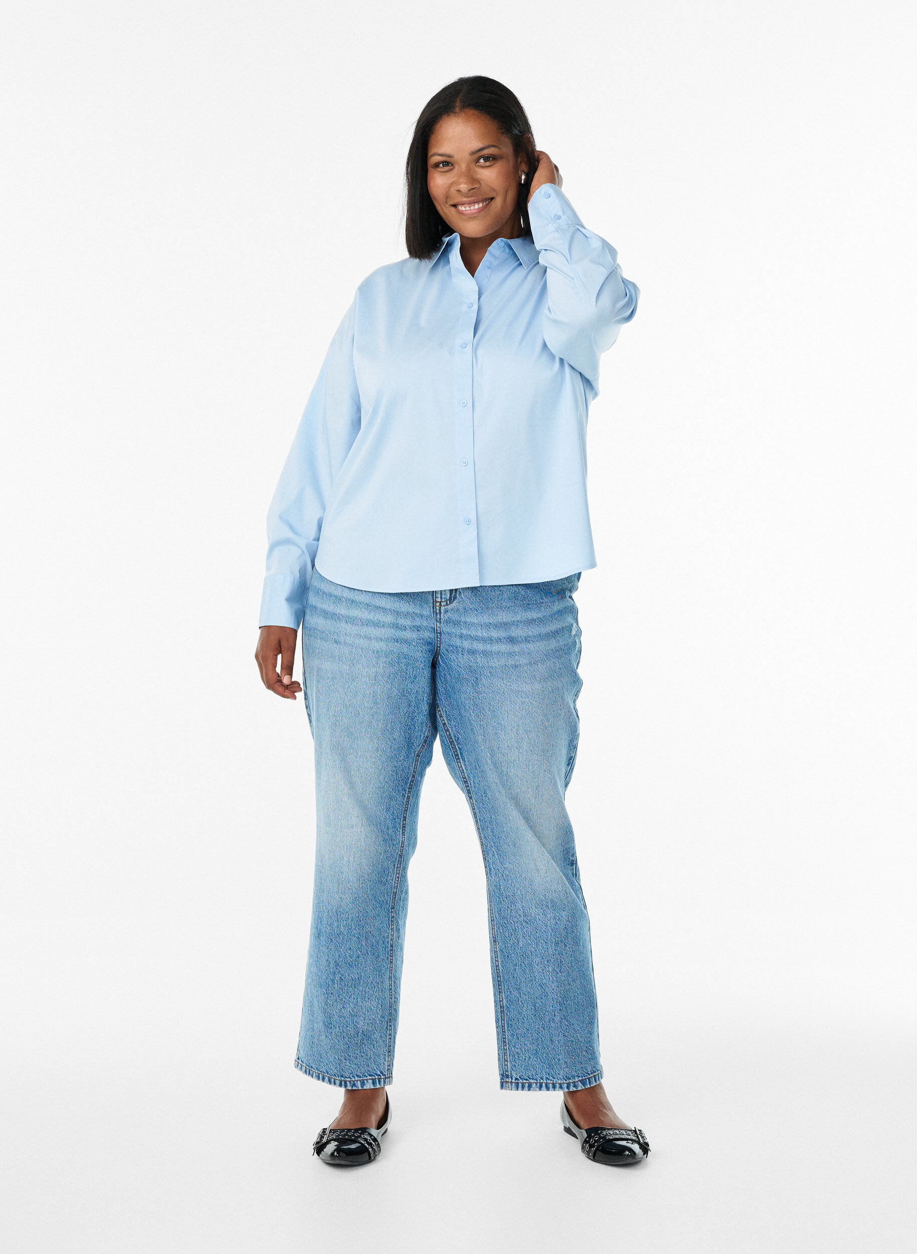 Zizzi Klassisk skjorta i bomull med l&ouml;s passform, Bl&aring;, Model image number 1