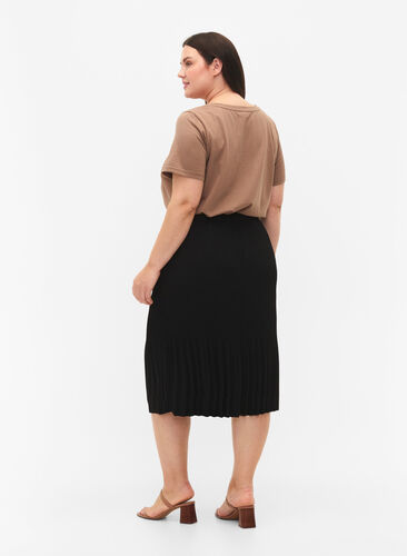 Plisserad kjol i midilängd, Black, Model image number 1