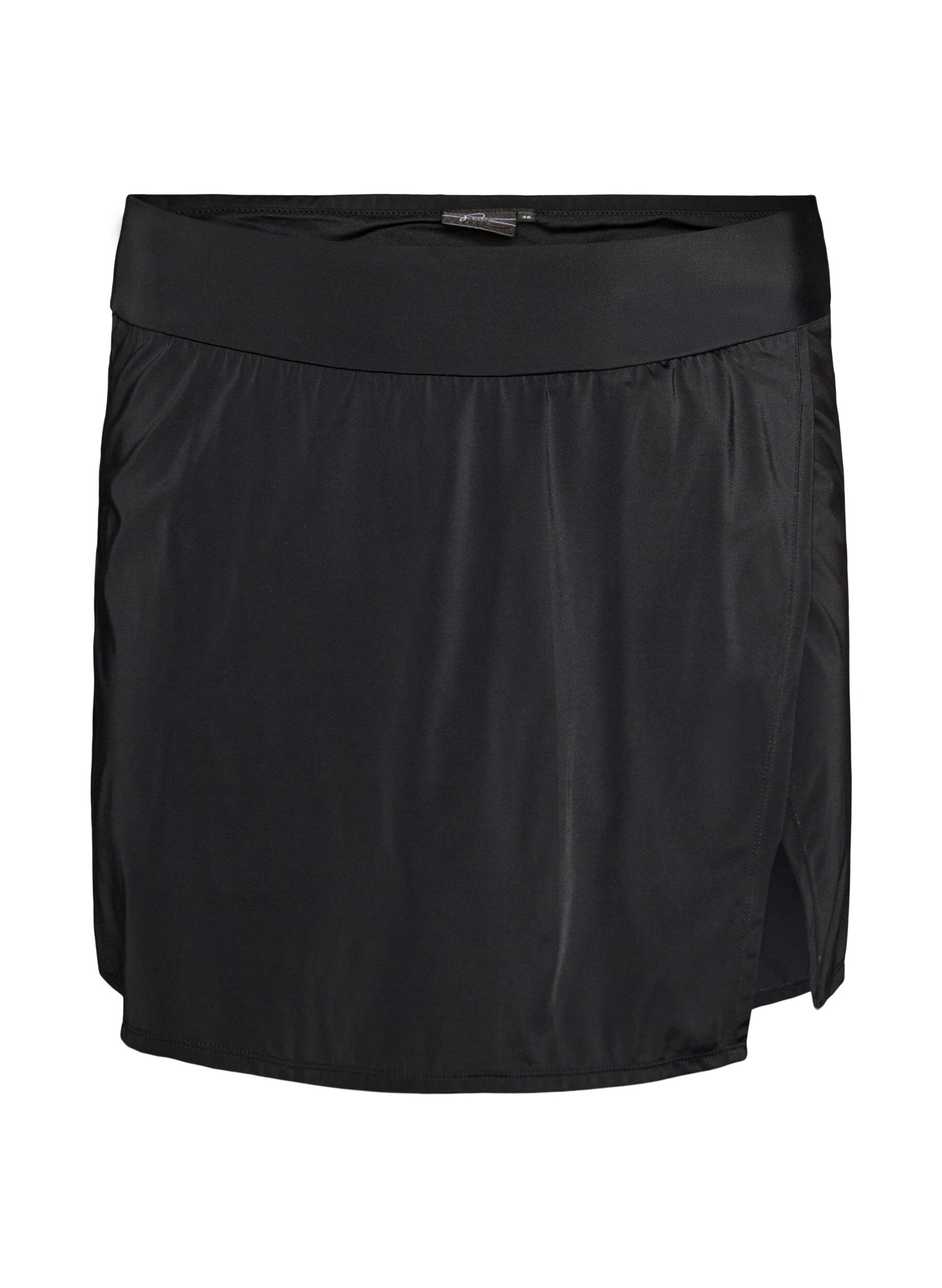 Bikinitrosa med brief och omlotteffekt