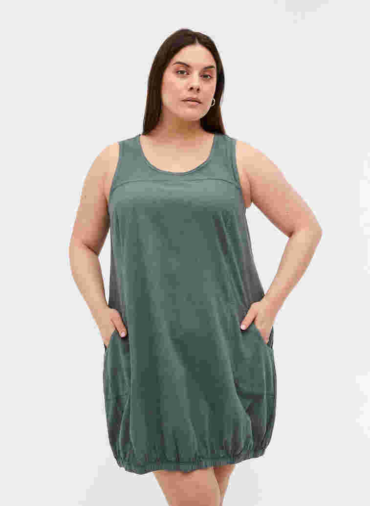 Ärmlös klänning i bomull, Balsam Green, Model image number 0