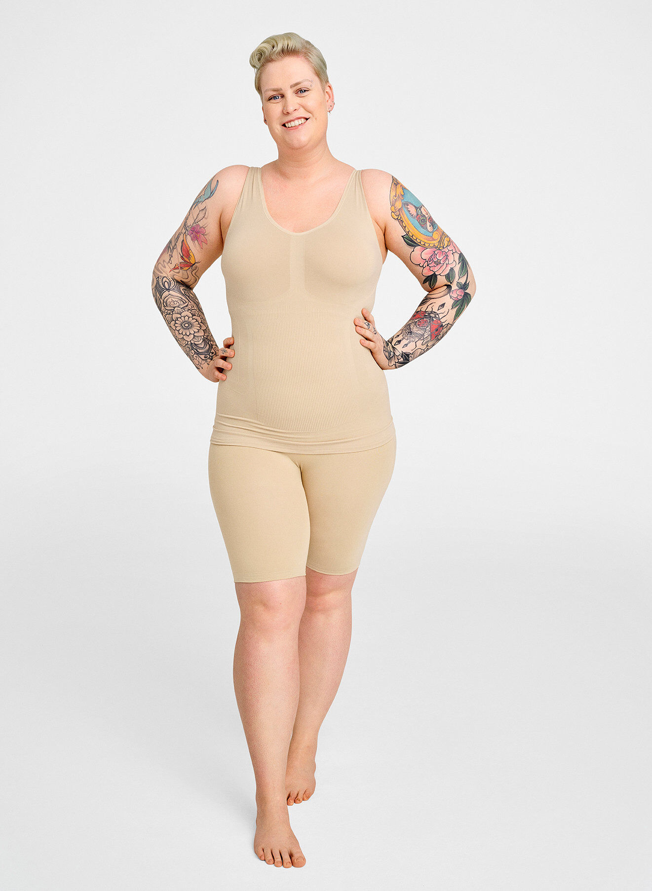 Zizzi Shapewear shorts med h&ouml;gmidja, Beige, Image image number 0