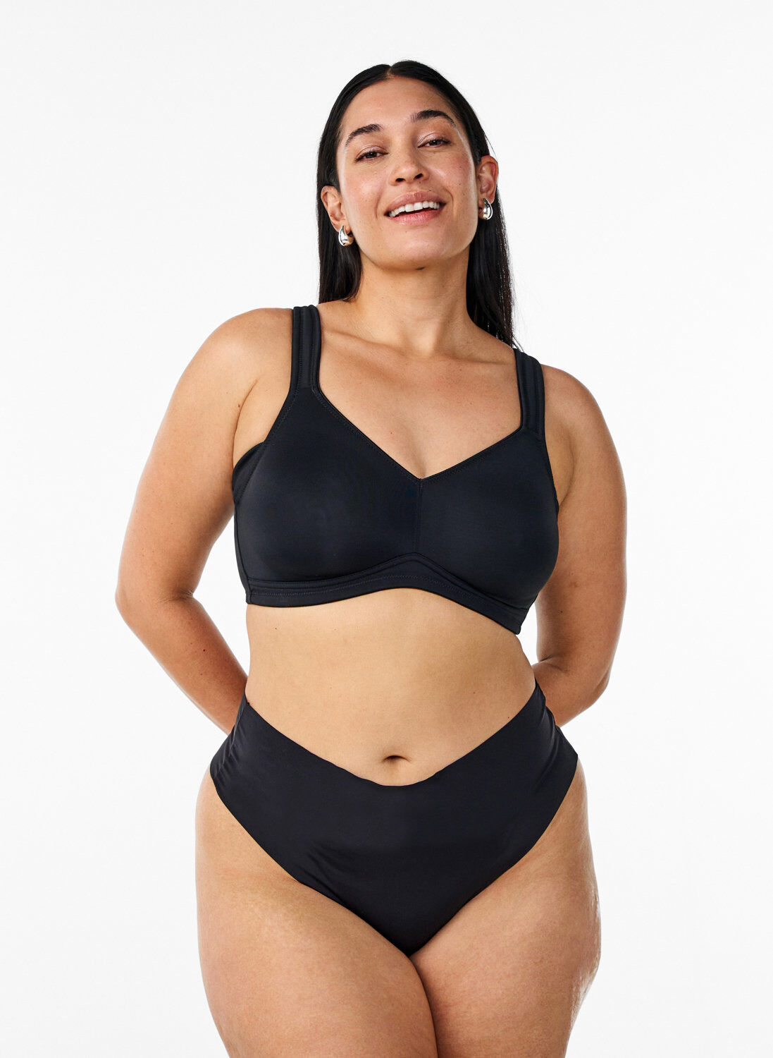 Zizzi Bekv&auml;m bh med vadderade axelband, Svart, Model image number 1