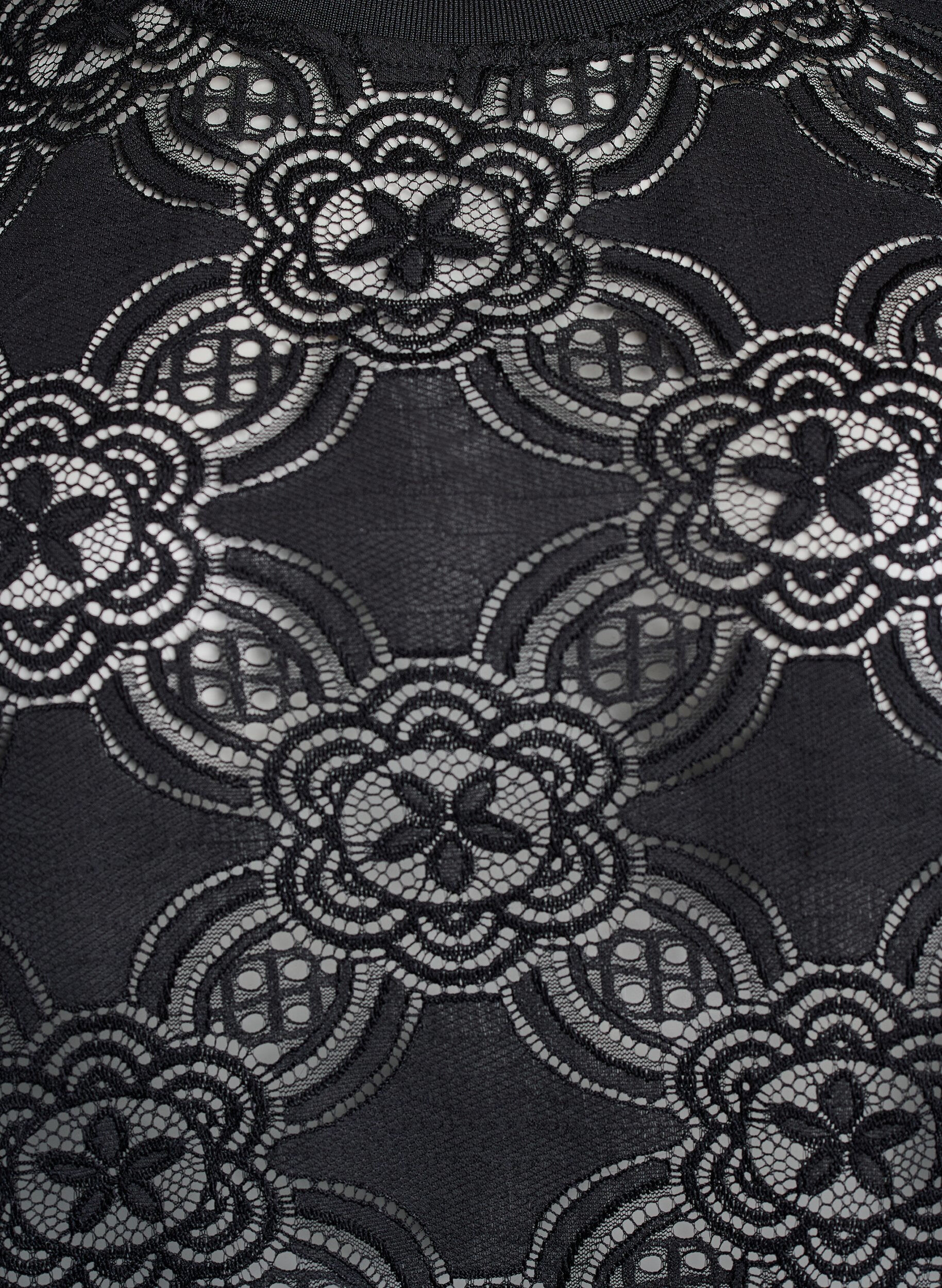 Zizzi Blus i spets med grafiskt m&ouml;nster och halvl&aring;nga &auml;rmar, Svart, Packshot image number 2