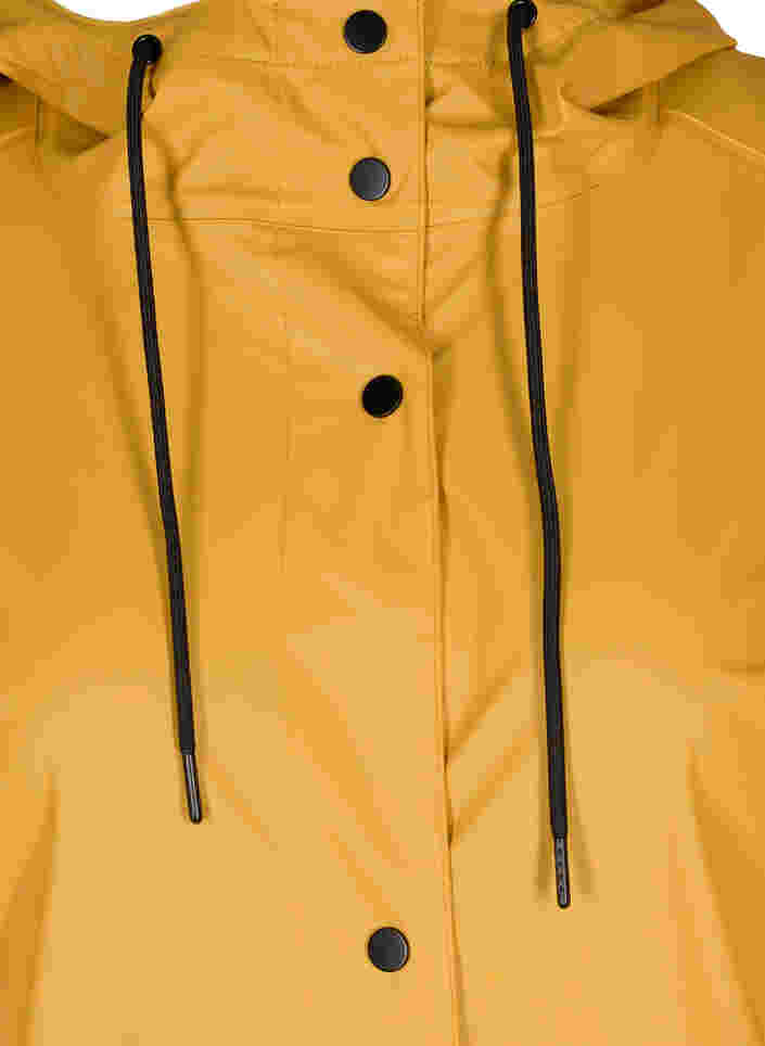 Regnjacka med huva och knappar, Spruce Yellow, Packshot image number 2