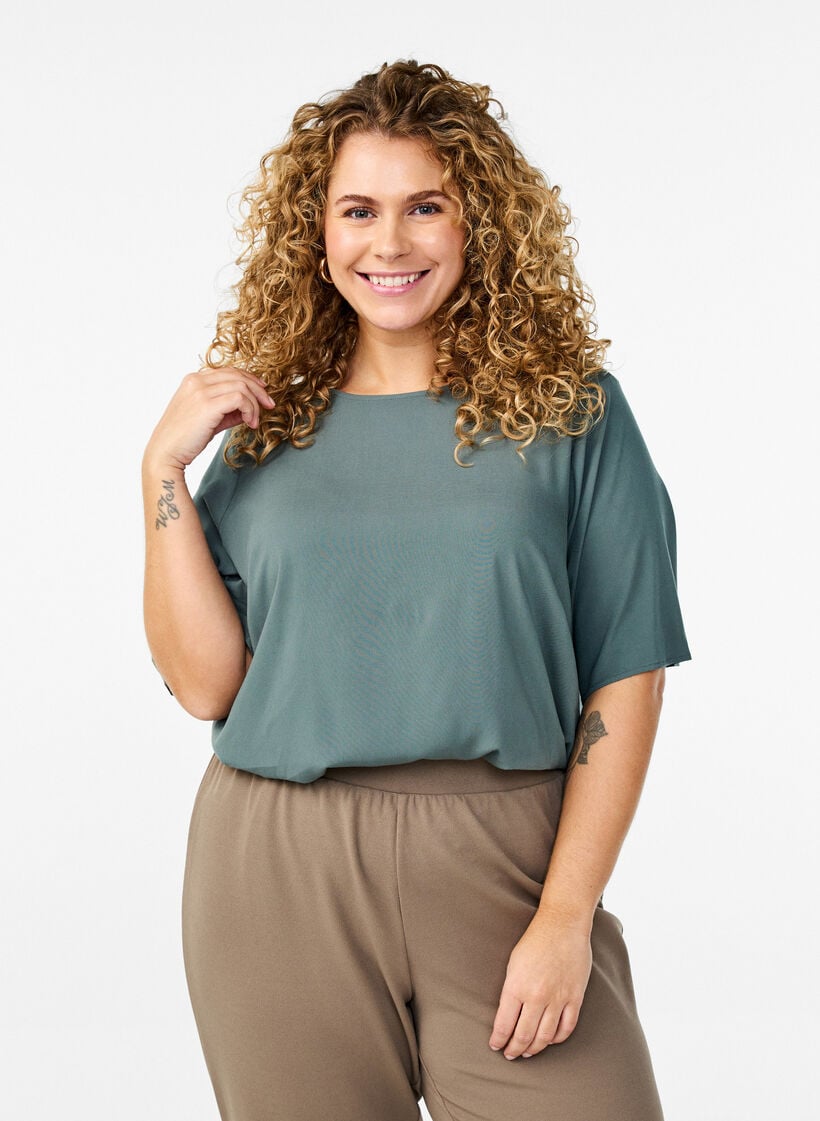 Kort&auml;rmad v&auml;vd blus med rund hals, Gr&ouml;n, Model image number 0