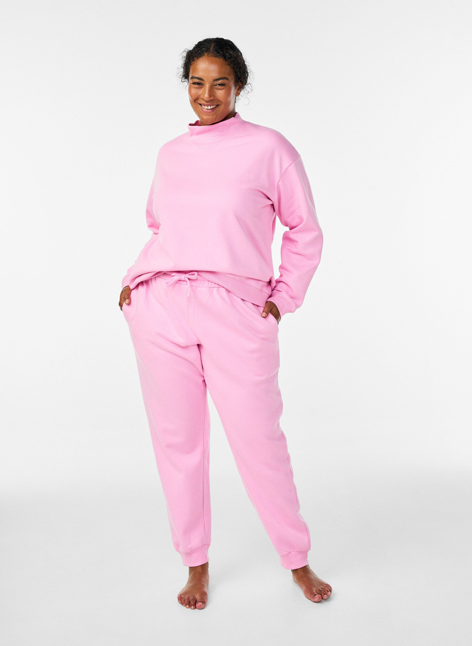 Zizzi Sweatshirt med h&ouml;g hals och l&aring;nga &auml;rmar, Rosa, Model image number 1