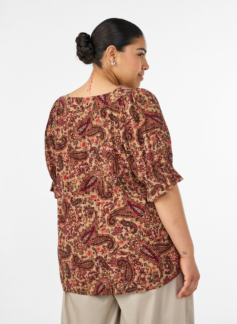 Blus i viskos med paisleym&ouml;nster och fyrkantig halsringning, Brun, Model image number 2