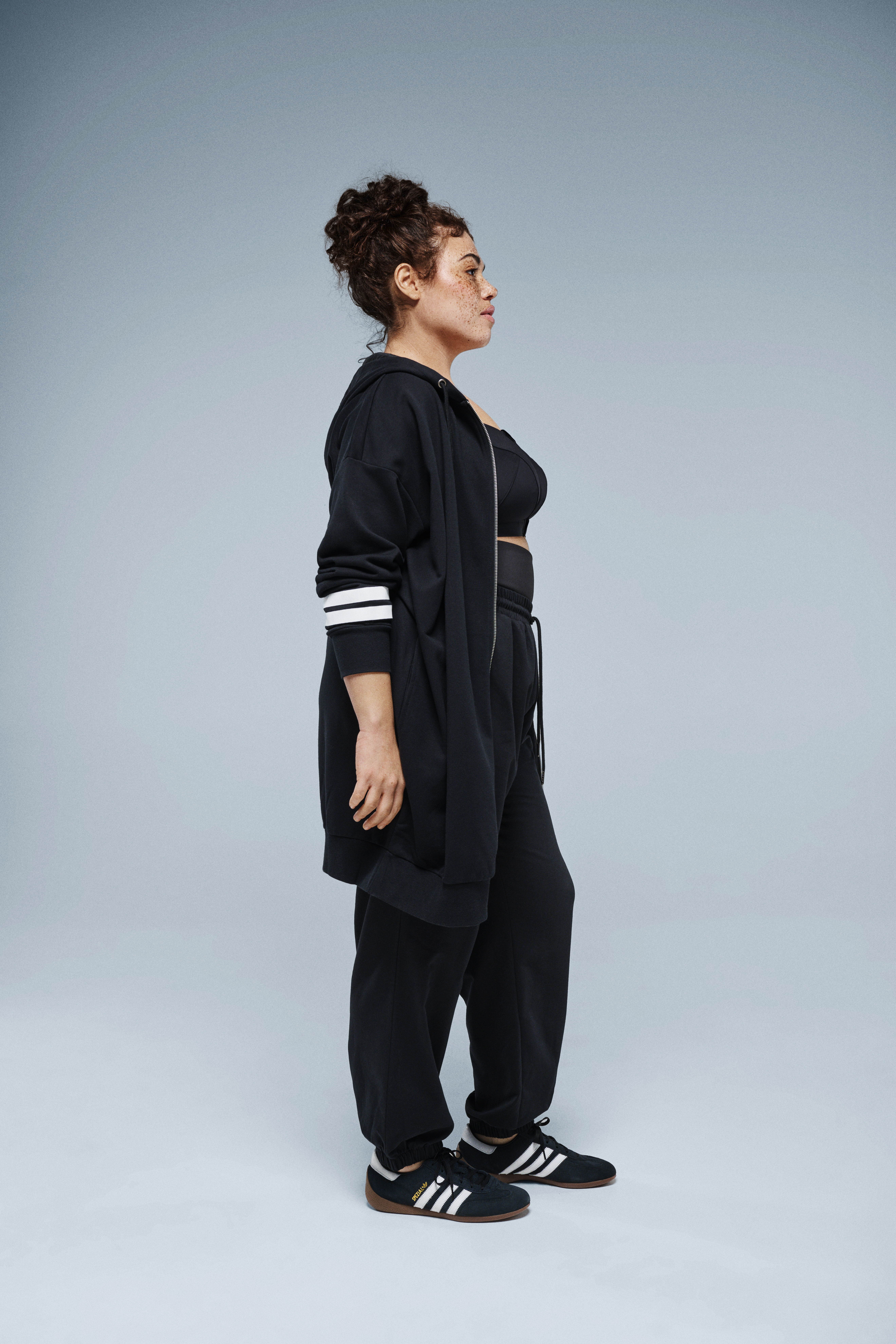 Zizzi L&aring;ng svettkofta, , Model