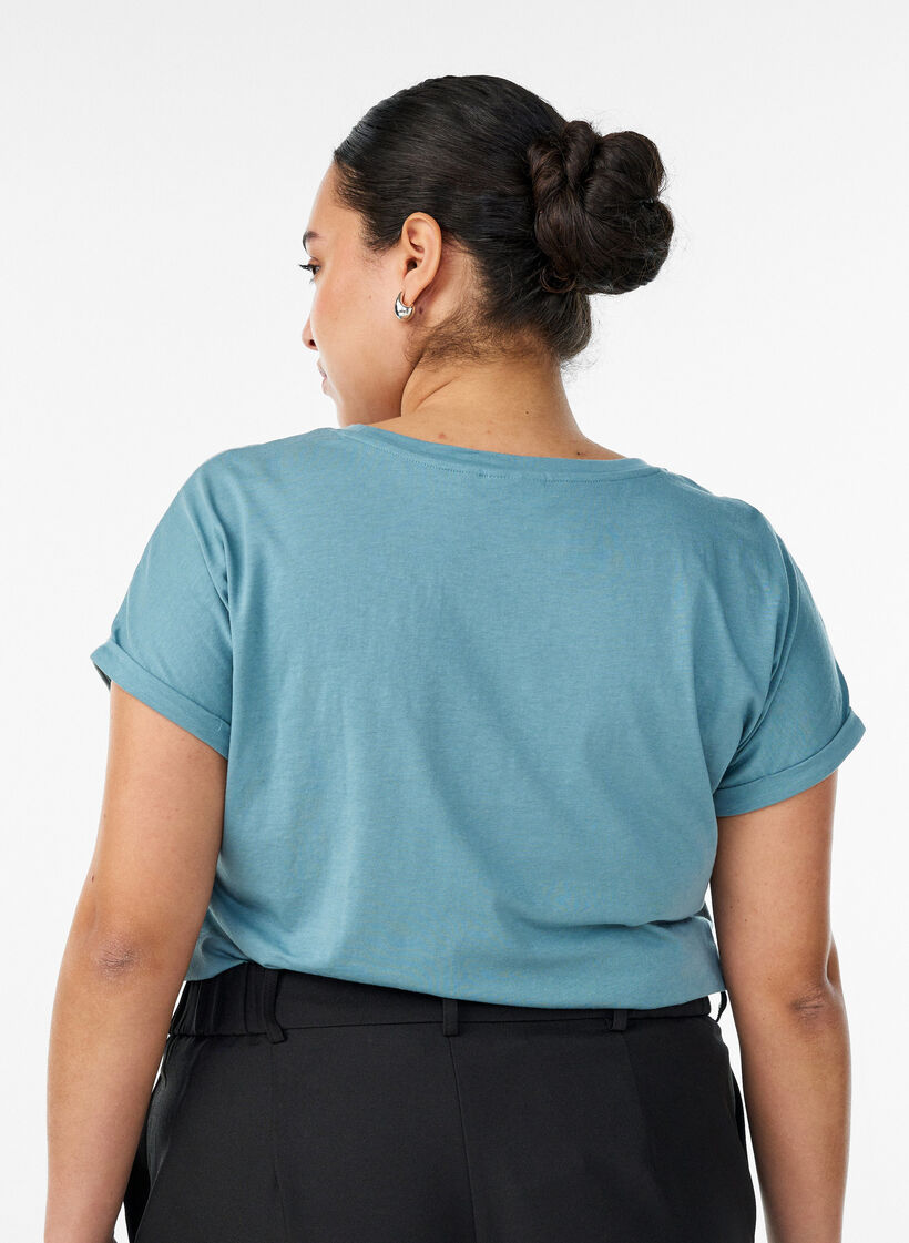 Kort&auml;rmad t-shirt i bomullsmix, Bl&aring;, Model image number 2