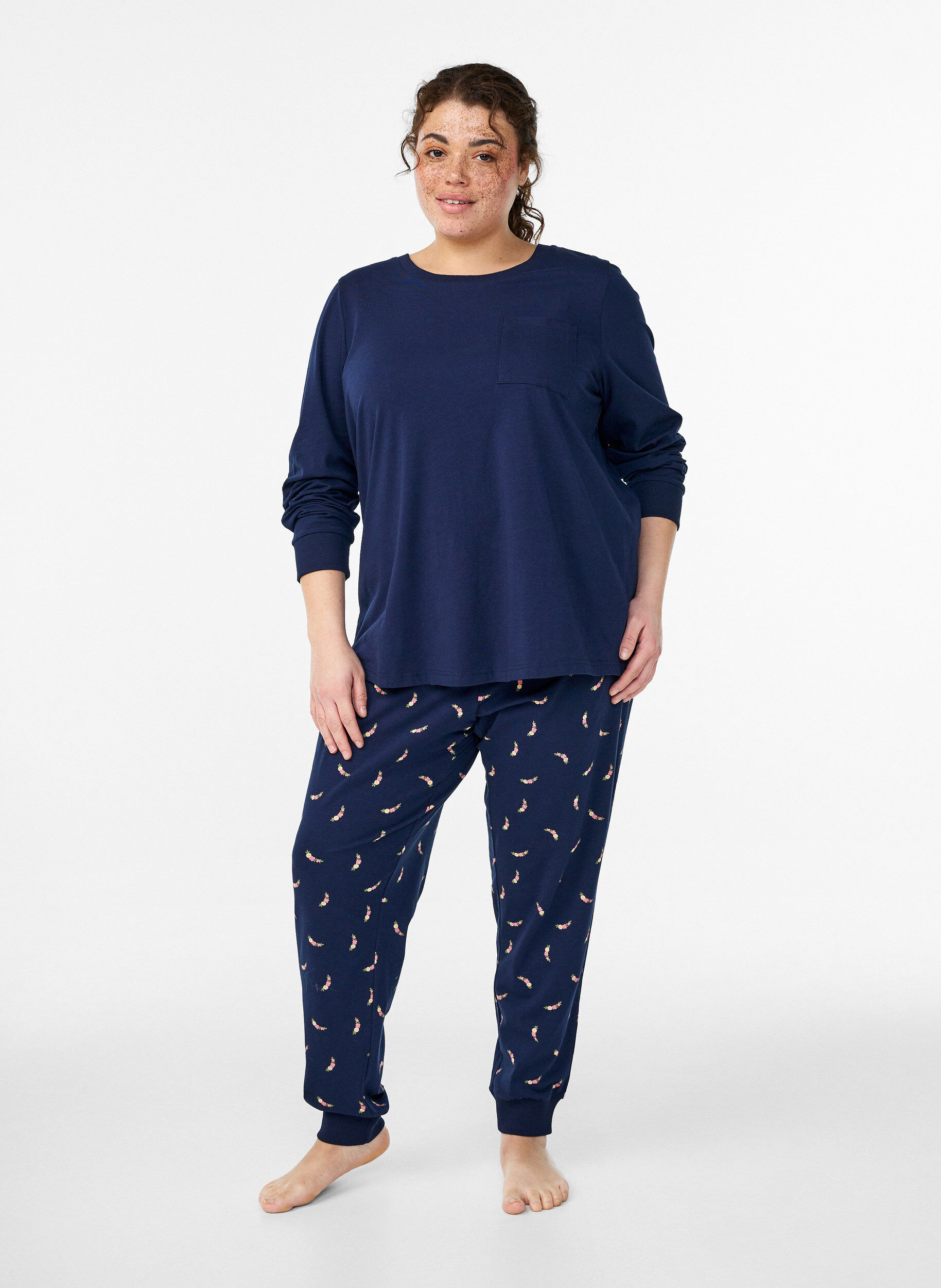 M&ouml;nstrade pyjamasbyxor, Bl&aring;, Model