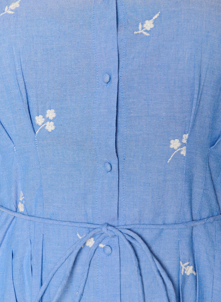 Skjortkl&auml;nning i bomull med broderade blommor, Bl&aring;, Packshot image number 2
