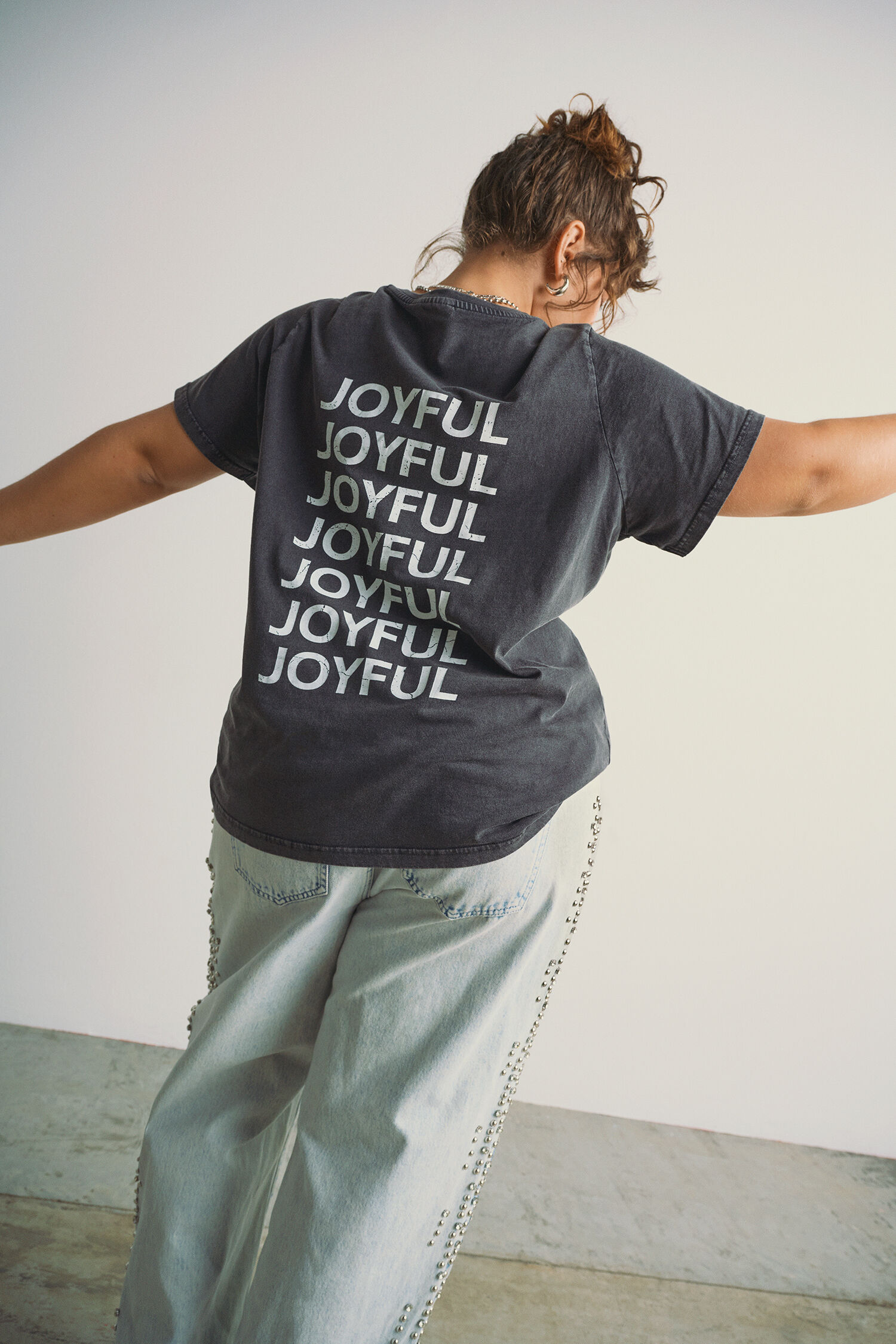 Zizzi Jeans med detaljer, , Model