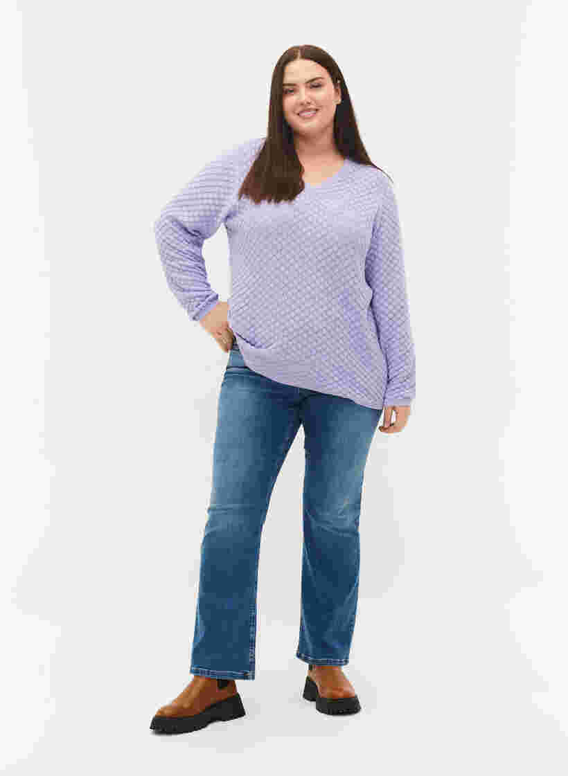 Stickad tröja med mönster och v-ringad hals, Lavender, Model image number 3