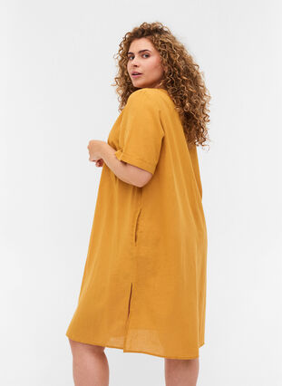 Kortärmad klänning i bomullsmix med linne, Honey Mustard, Model image number 1
