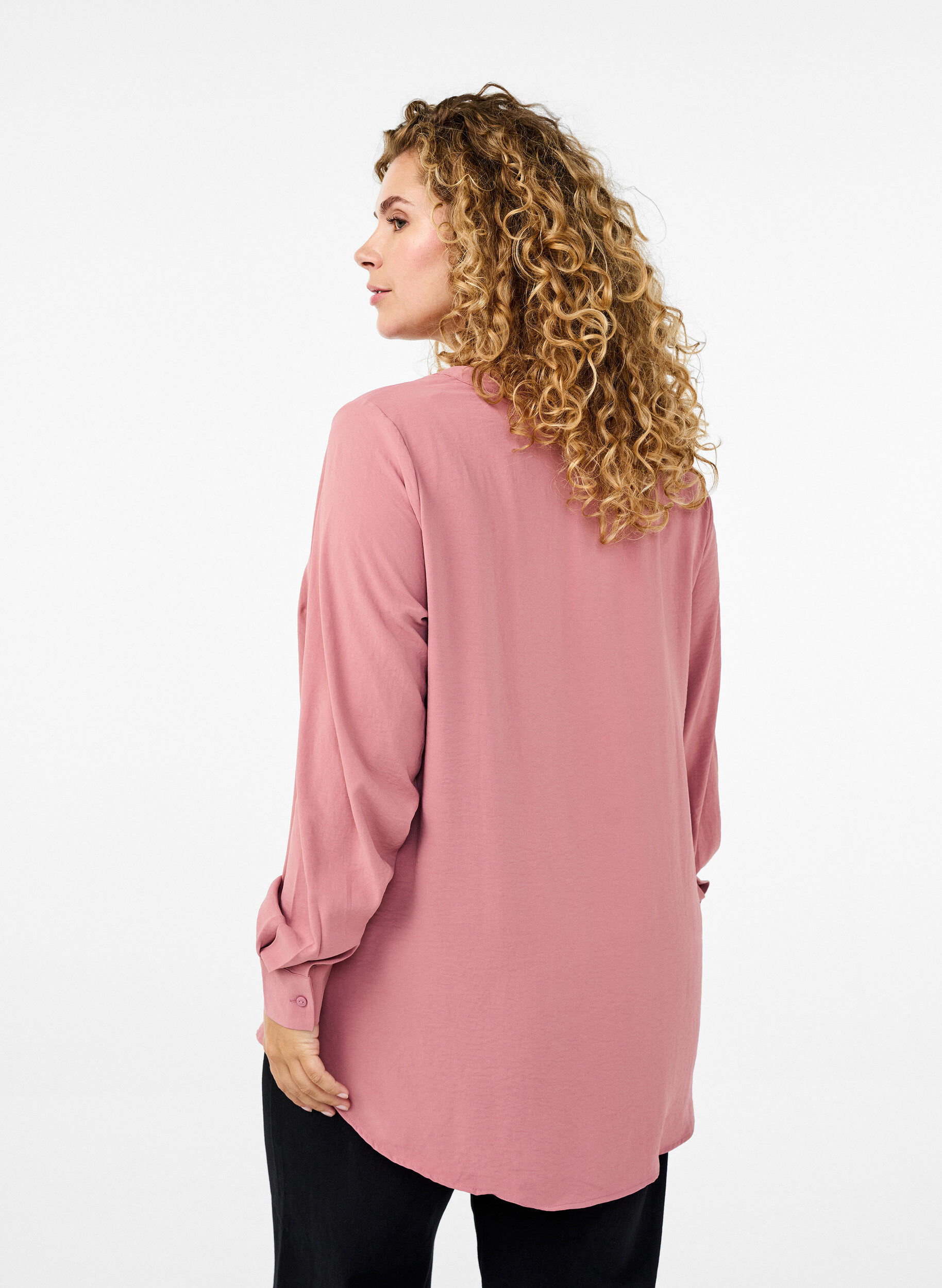 Zizzi FLASH - Skjortblus med l&aring;nga &auml;rmar, Rosa, Model image number 2