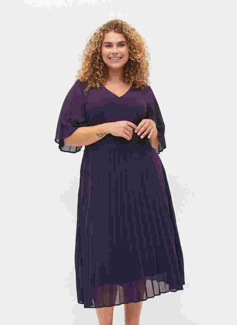 Plisserad klänning med korta ärmar, Purple Velvet, Model image number 0