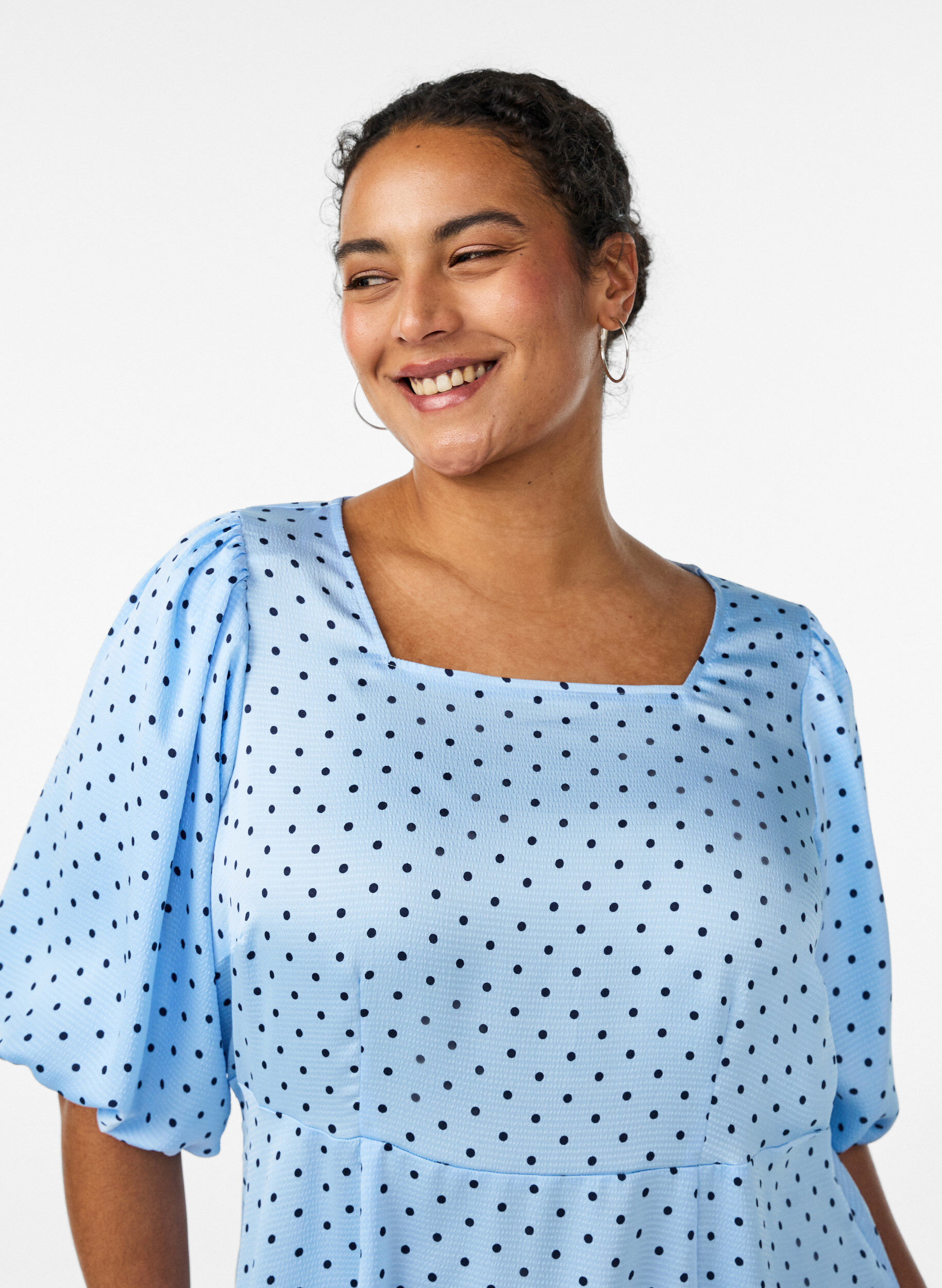 ZizziPrickig midikl&auml;nning med fyrkantig ringning, Bl&aring;, Model image number 3