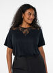 Blus med spetsinf&auml;llning och ballong&auml;rmar, Svart, Model image number 0