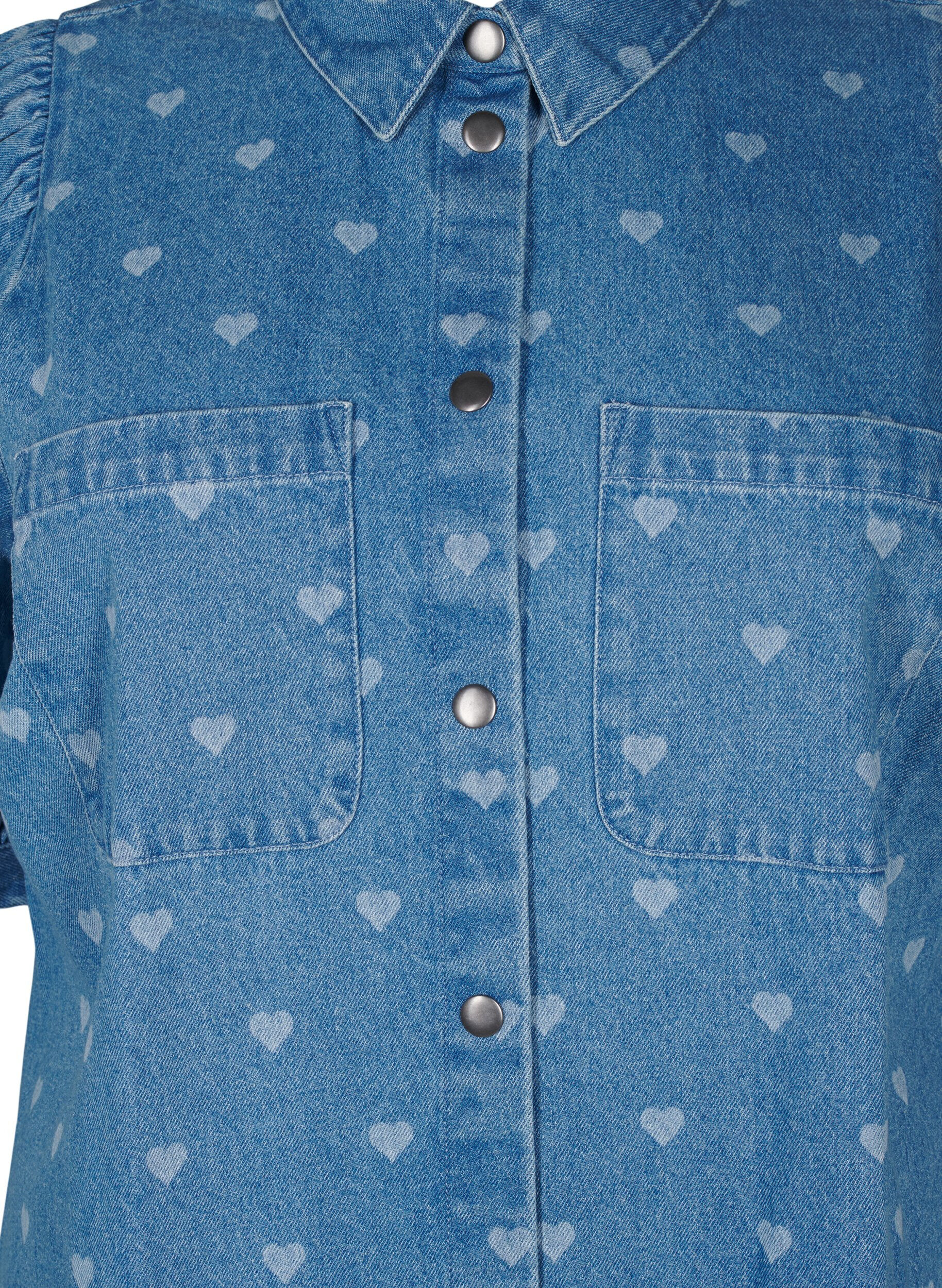 Zizzi Kort&auml;rmad denimkl&auml;nning med hj&auml;rtm&ouml;nster, L. Blue D. w. Heart, Packshot image number 2