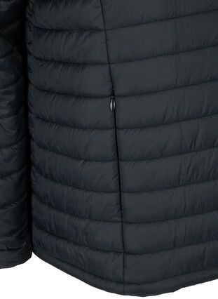 Kort quiltad jacka med blixtlås, Black, Packshot image number 3