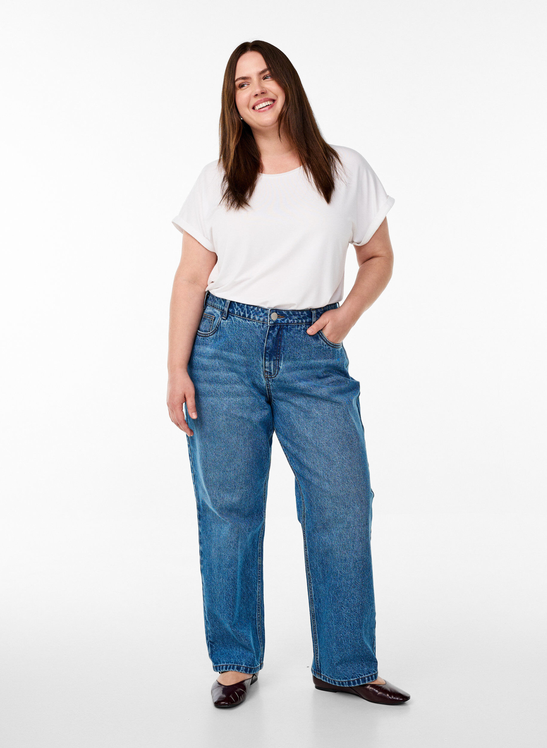 Zizzi L&ouml;s t-shirt med rund halsringning, Vit, Model image number 1