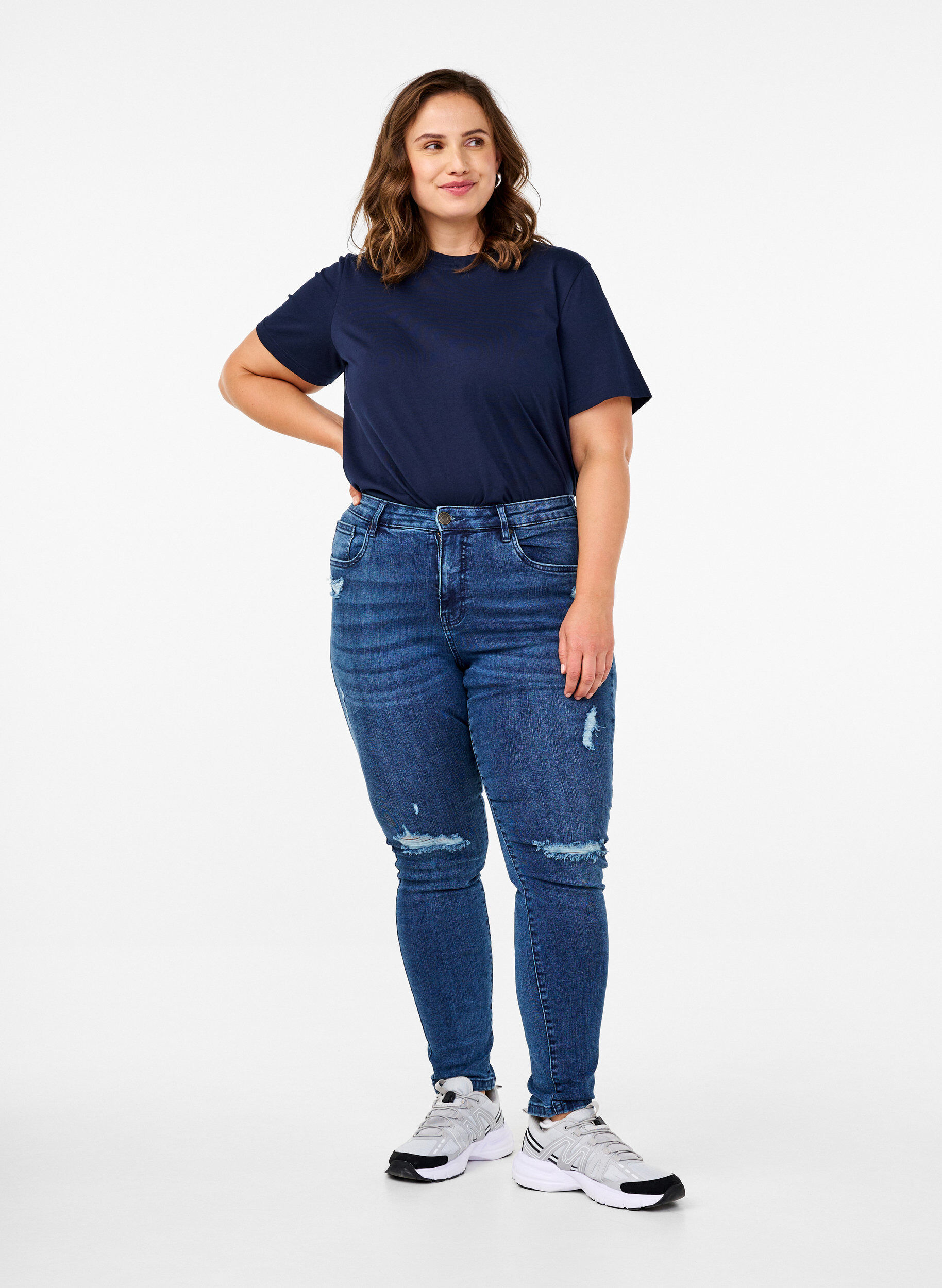 Zizzi Amy jeans i super slim-model med n&ouml;tta detaljer, Blue Denim, Model image number 0