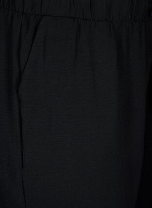 Shorts med fickor och resår i midjan, Black, Packshot image number 2
