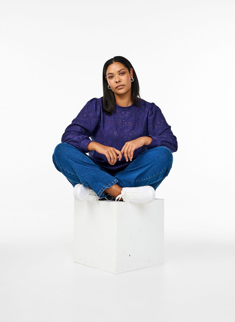 Långärmad blus med hålmönster, Lila, Image image number 0