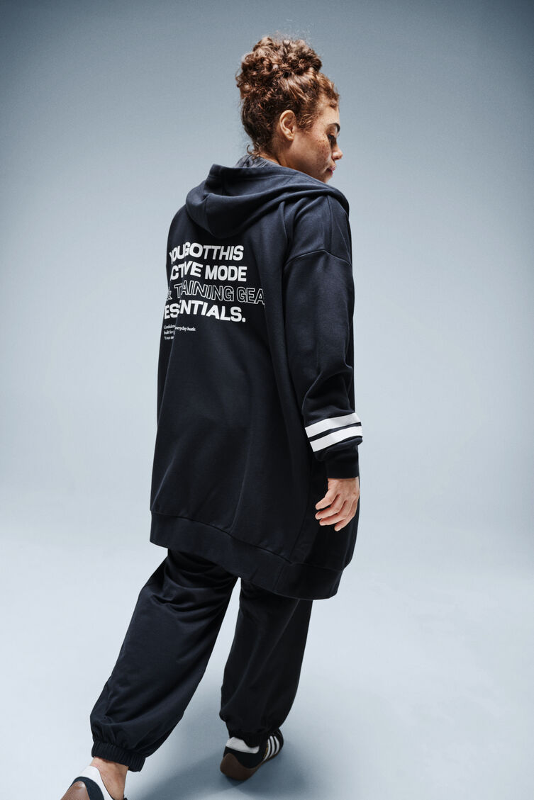 L&aring;ng svettkofta, , Model