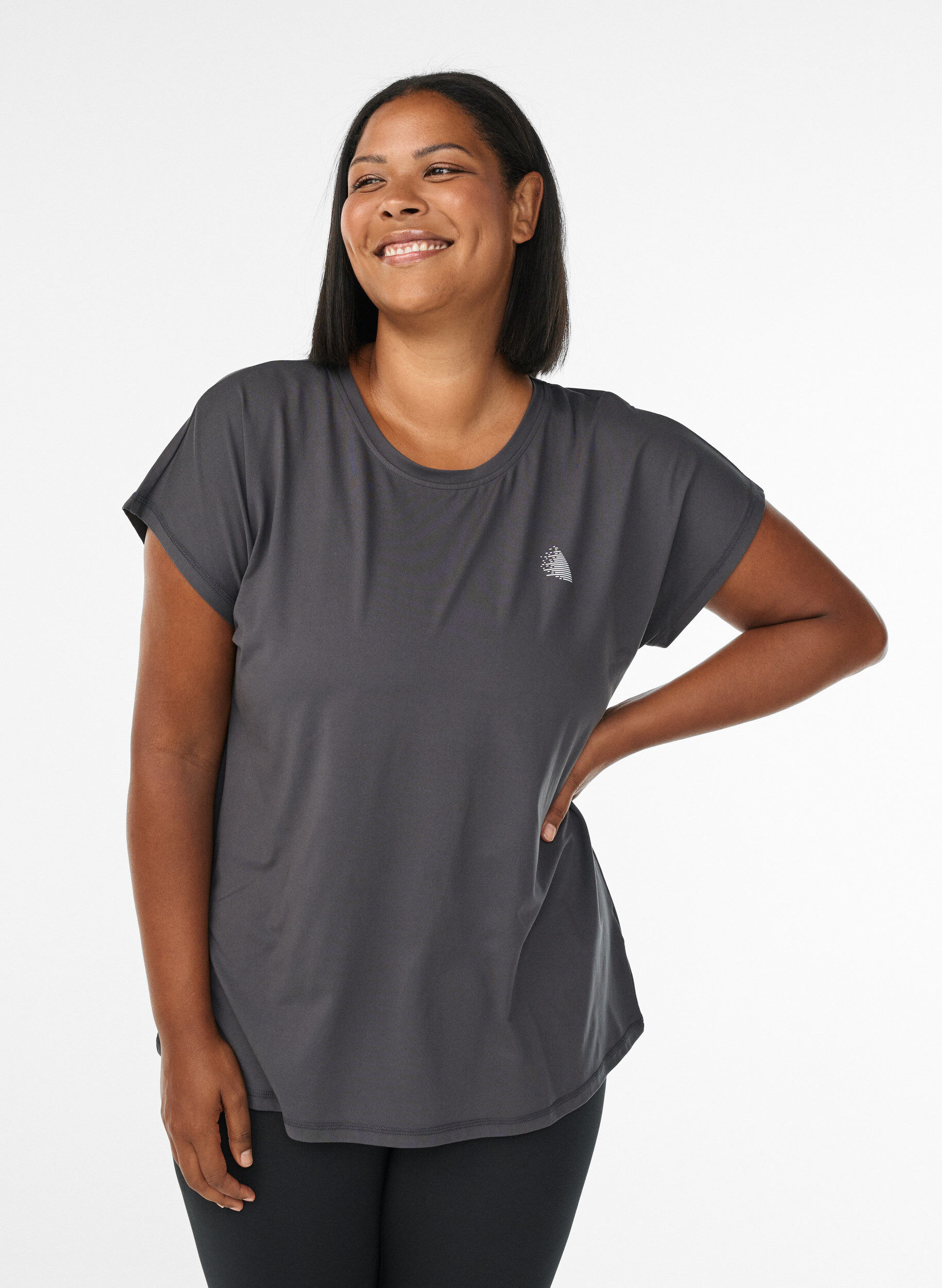 Enf&auml;rgad tr&auml;nings-T-shirt, Gr&aring;, Model