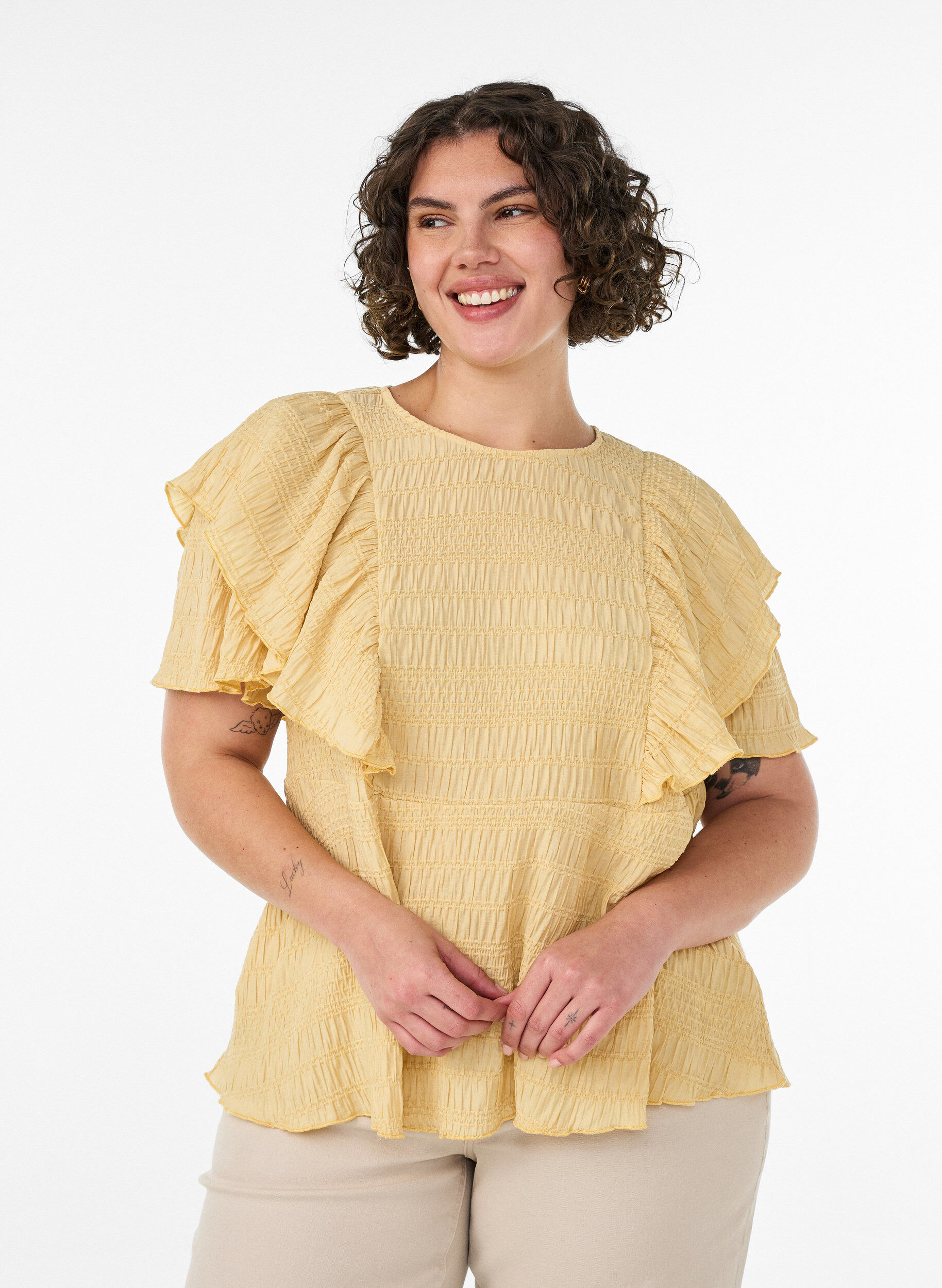 ZizziBlus med smock och volang&auml;rmar, Gul, Model image number 0