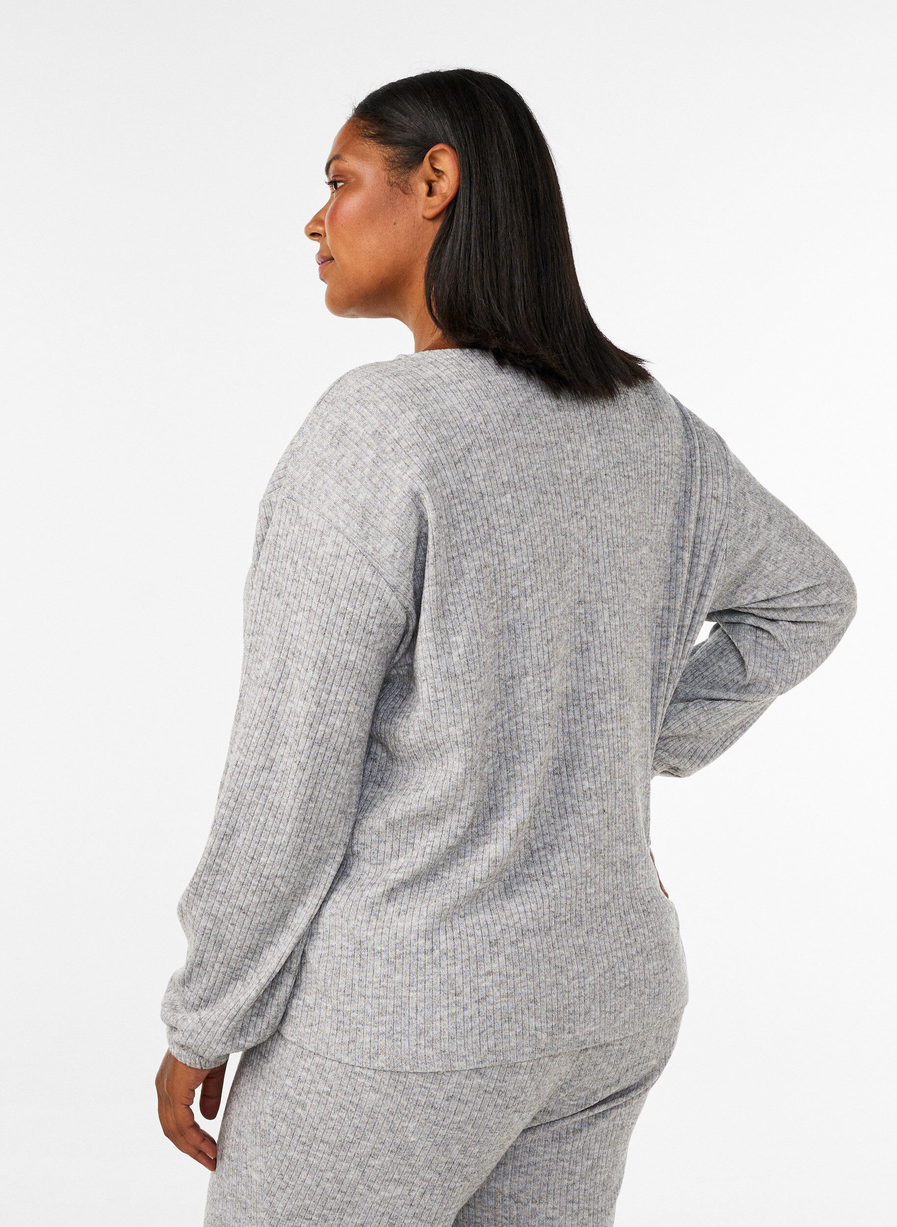 ZizziBlus i jersey med ribbad textur och v-ringning, Gr&aring;, Model image number 2