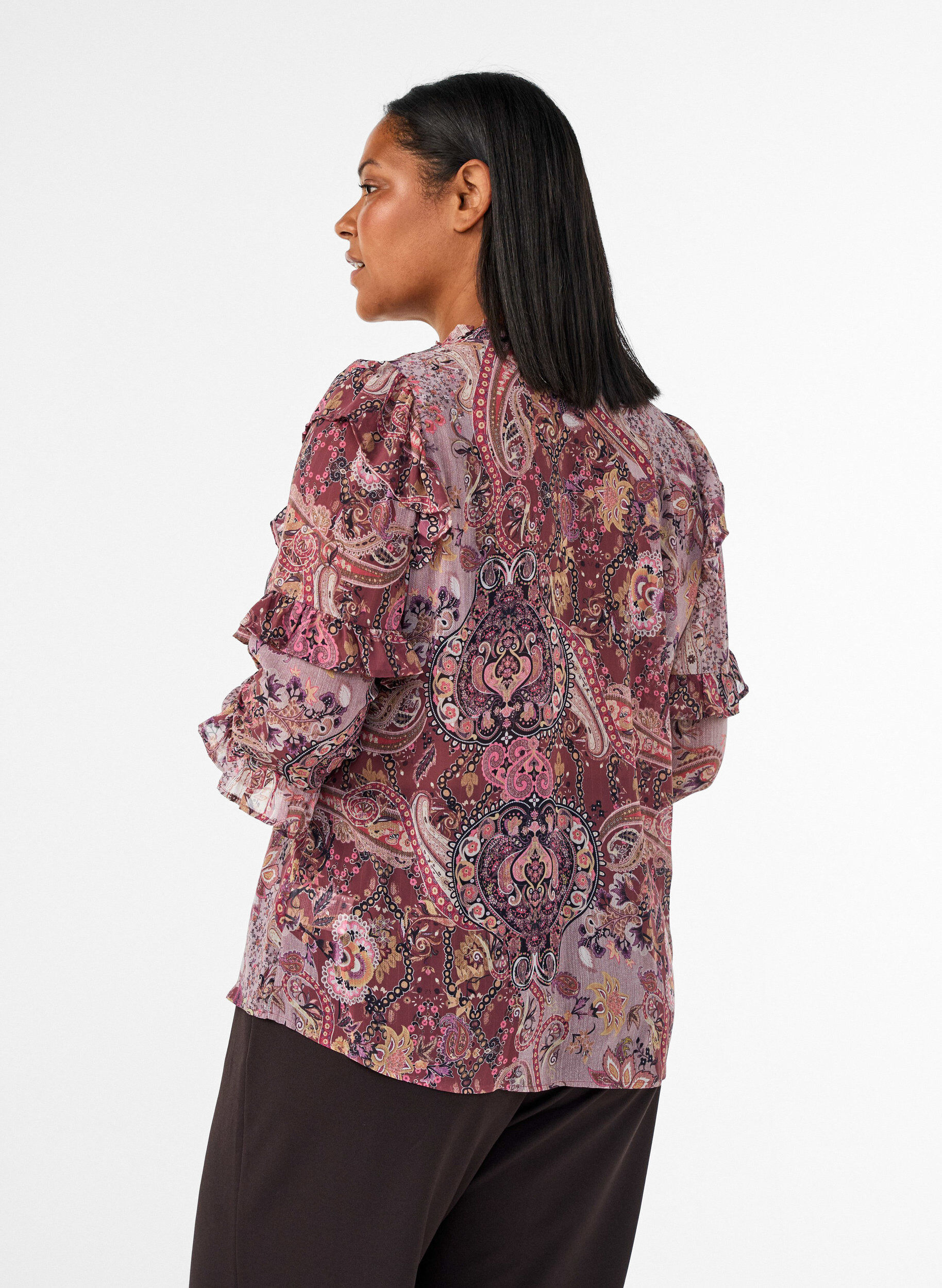 ZizziBlus med paisleym&ouml;nster och volangdetaljer, Lila, Model image number 2