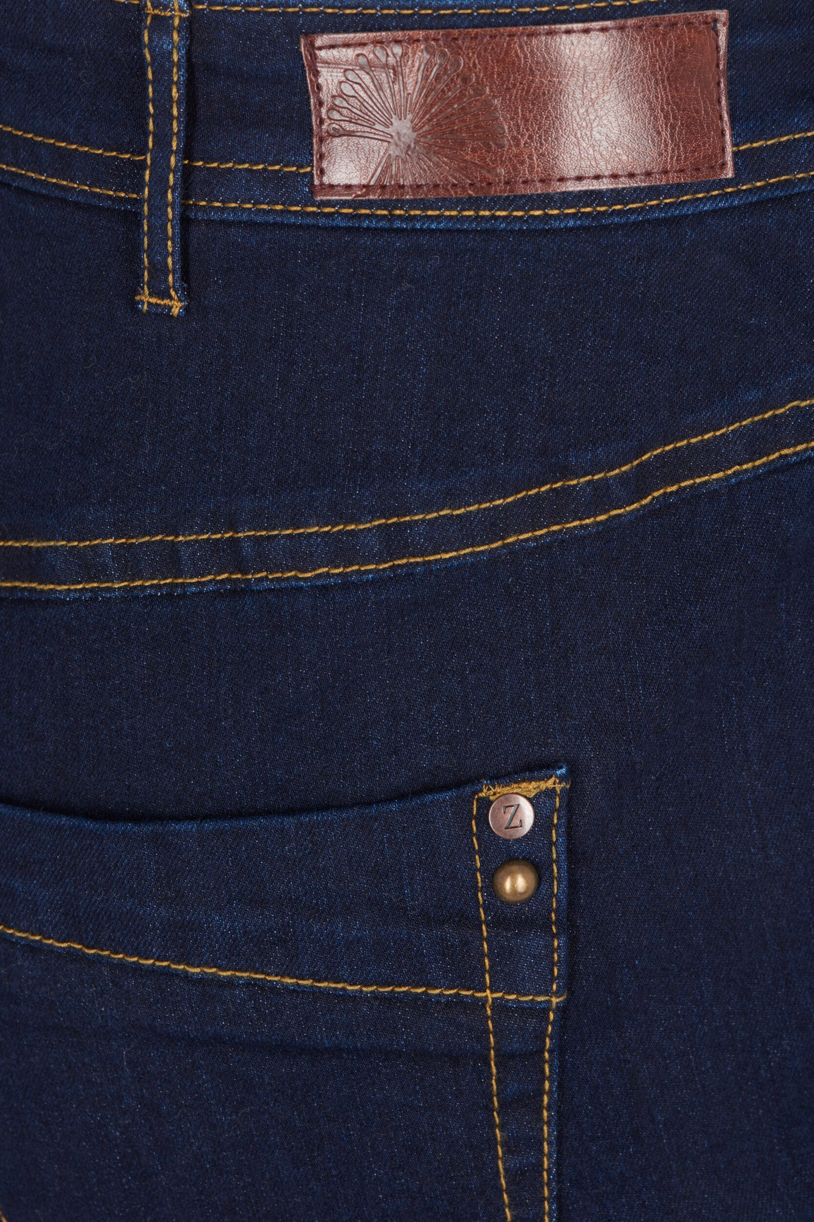 ZizziSlim fit Vilma jeans med h&ouml;g midja, Bl&aring;, Packshot image number 3