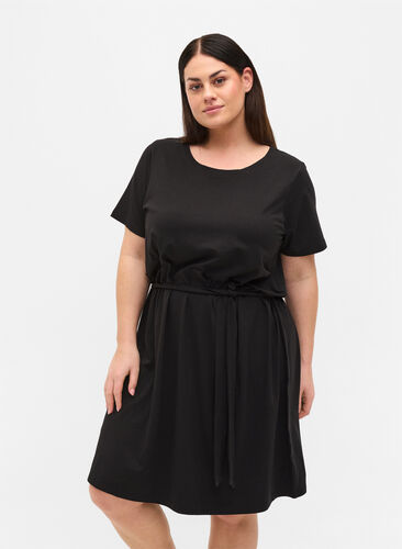 Kortärmad klänning med midjeband, Black, Model image number 0