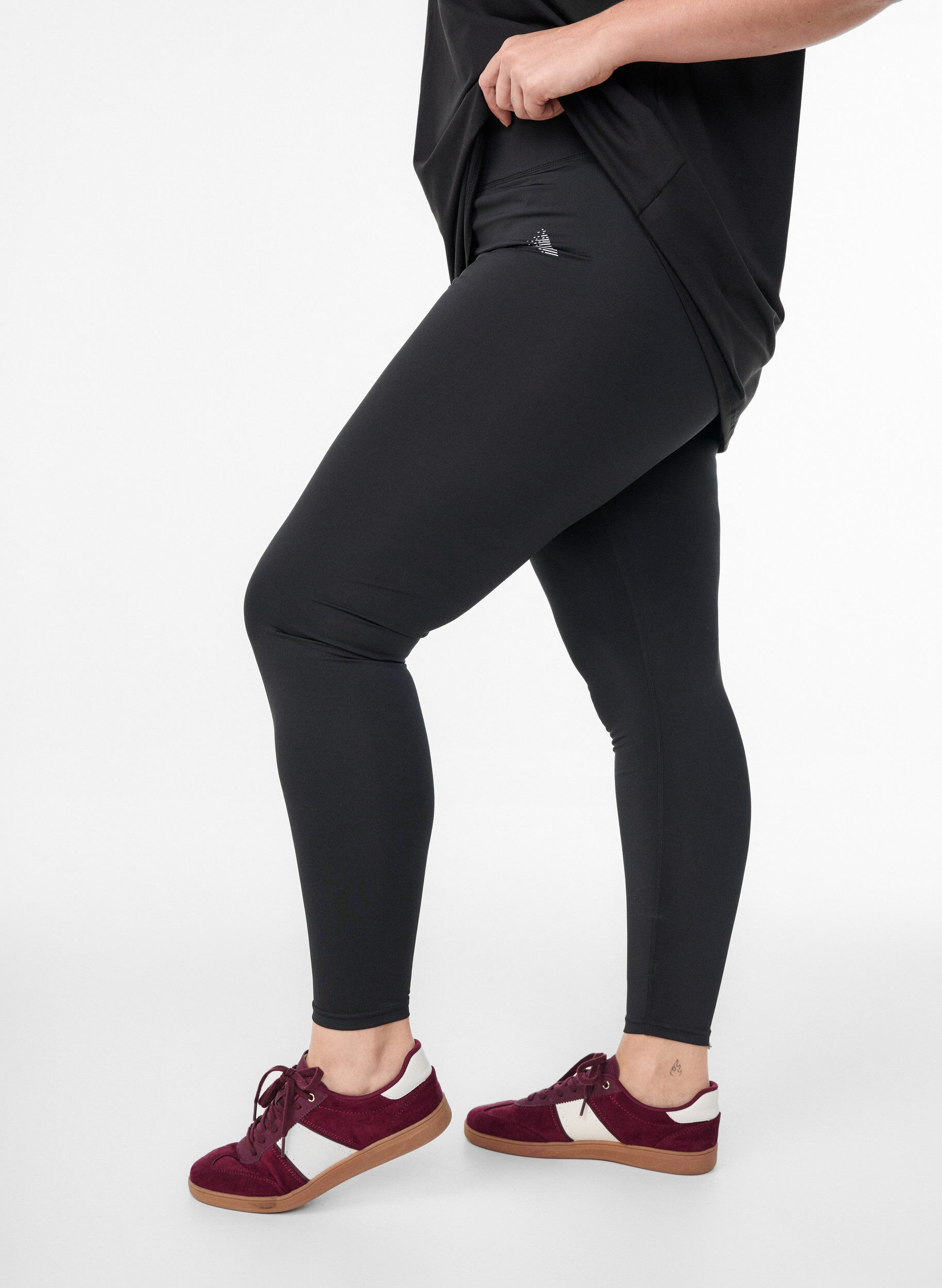Croppade basleggings f&ouml;r tr&auml;ning, Svart, Model