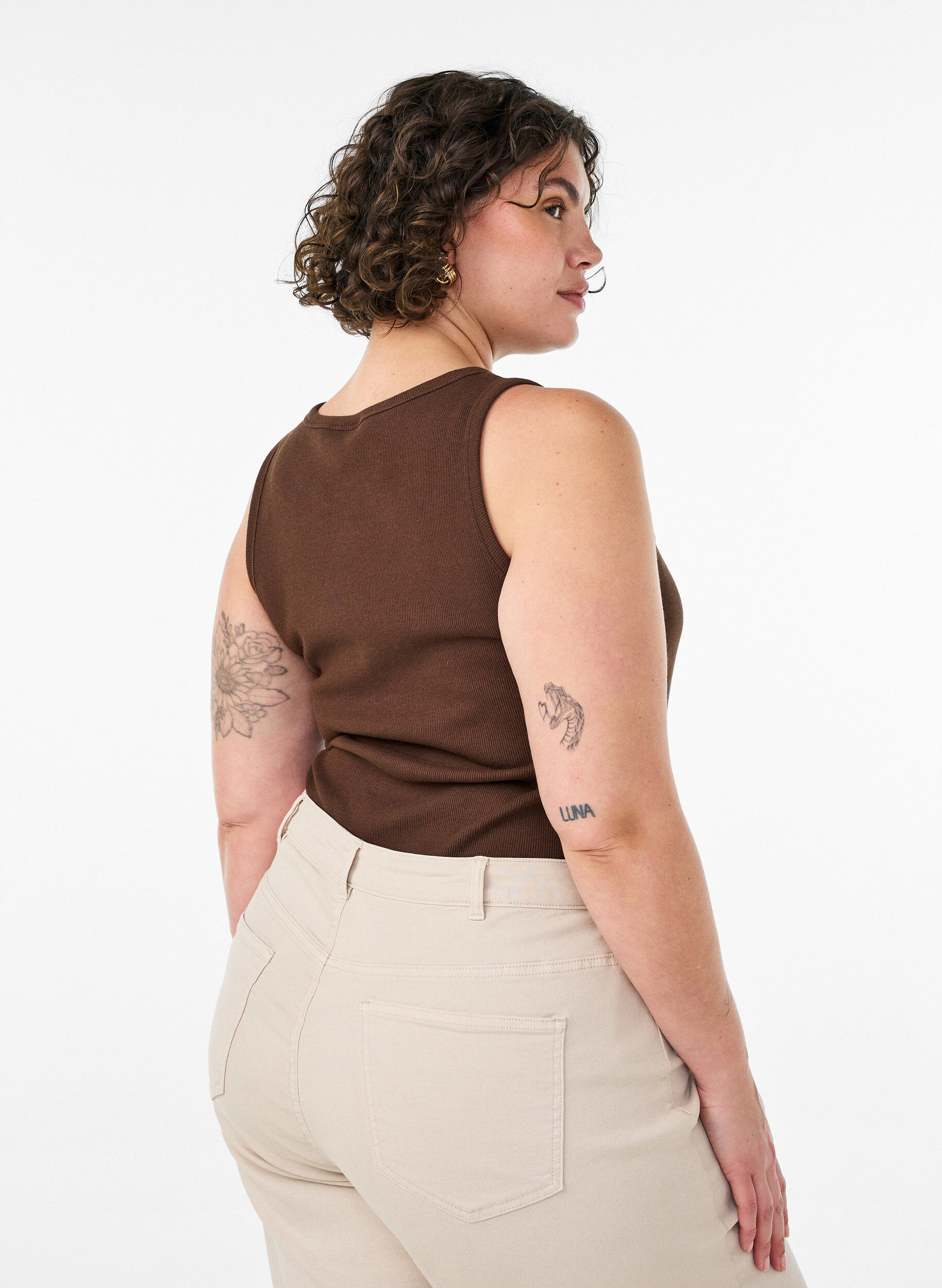 ZizziRibbad topp i bomull med h&ouml;g hals, Brun, Model image number 2