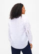 Blus i TENCEL™ Modal med broderidetaljer, Bright White, Model image number 1