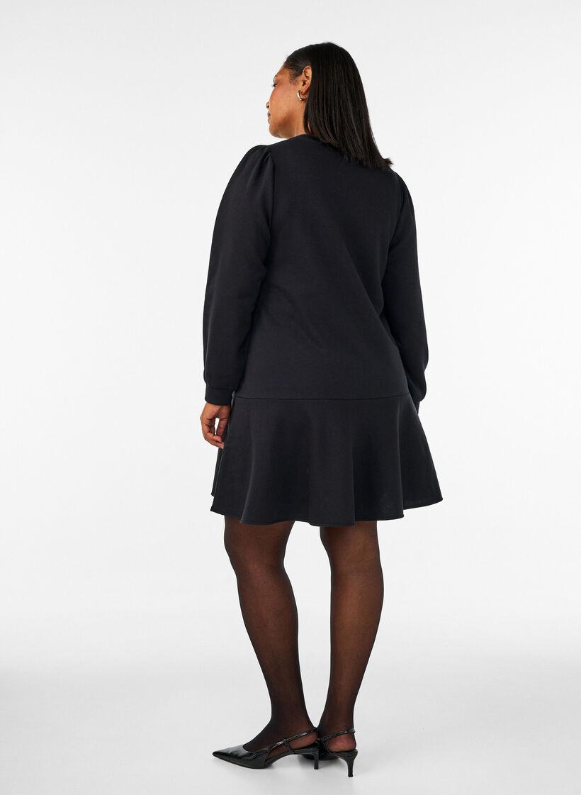 Sweatshirtkl&auml;nning i A-linje med volanglager, Svart, Model image number 2