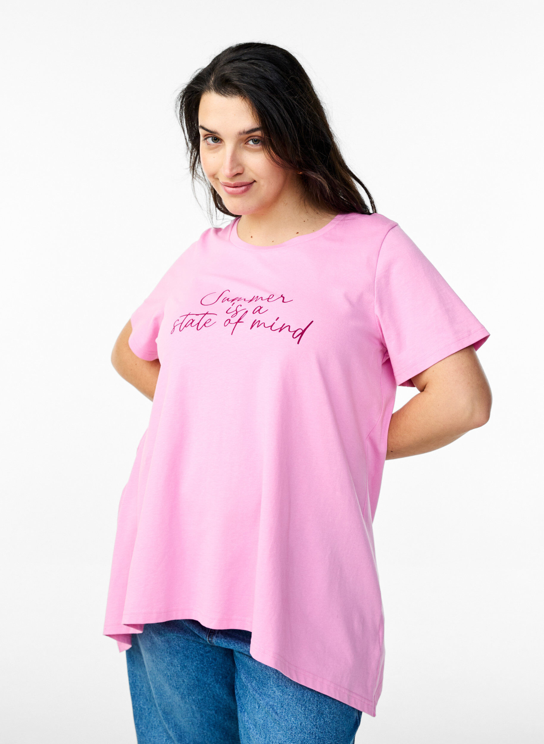 T-shirt med rund hals och A-linjeform, Rosa, Model
