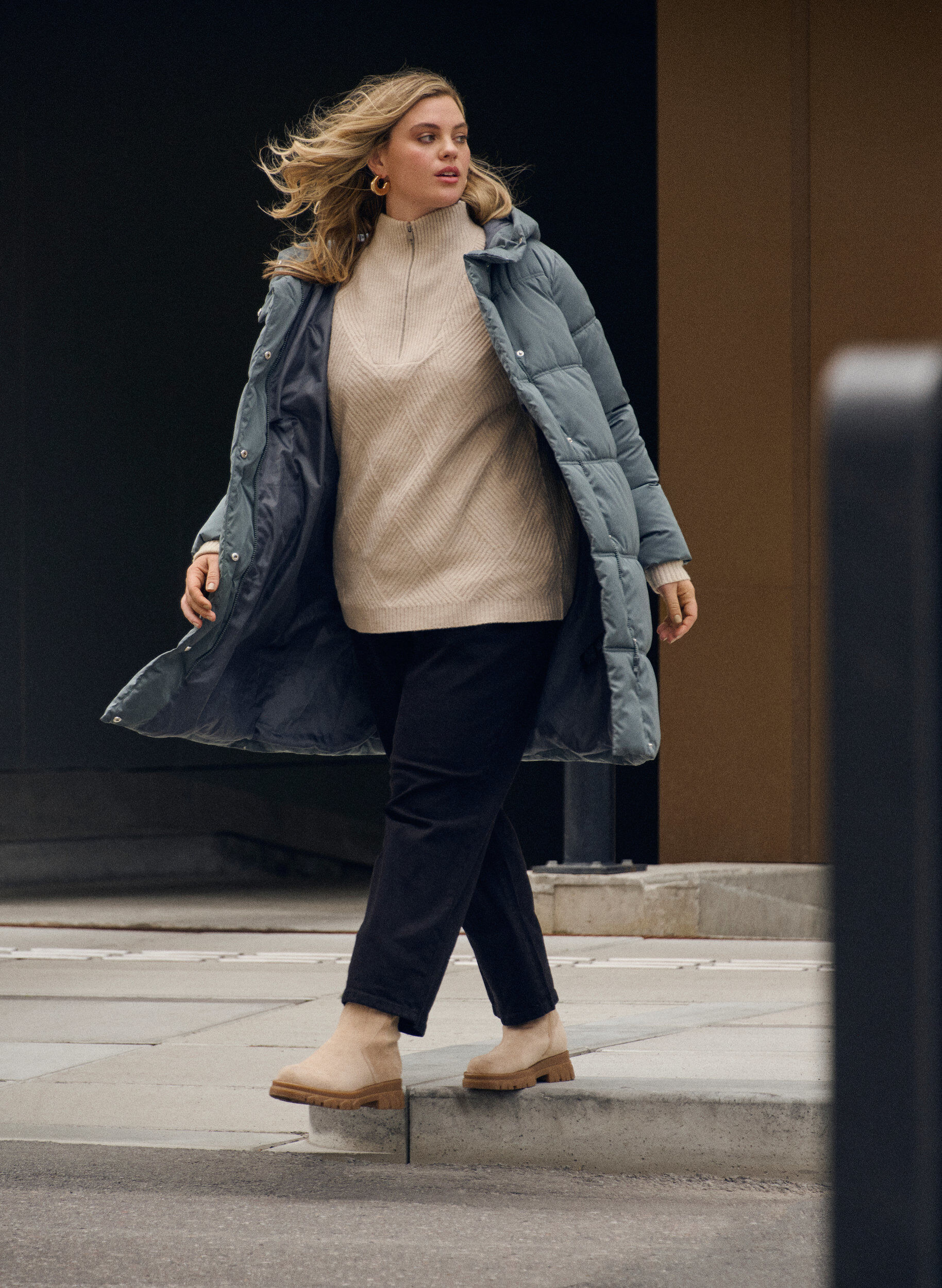 Zizzi L&aring;ng pufferjacka med huva, Bl&aring;, Image image number 0