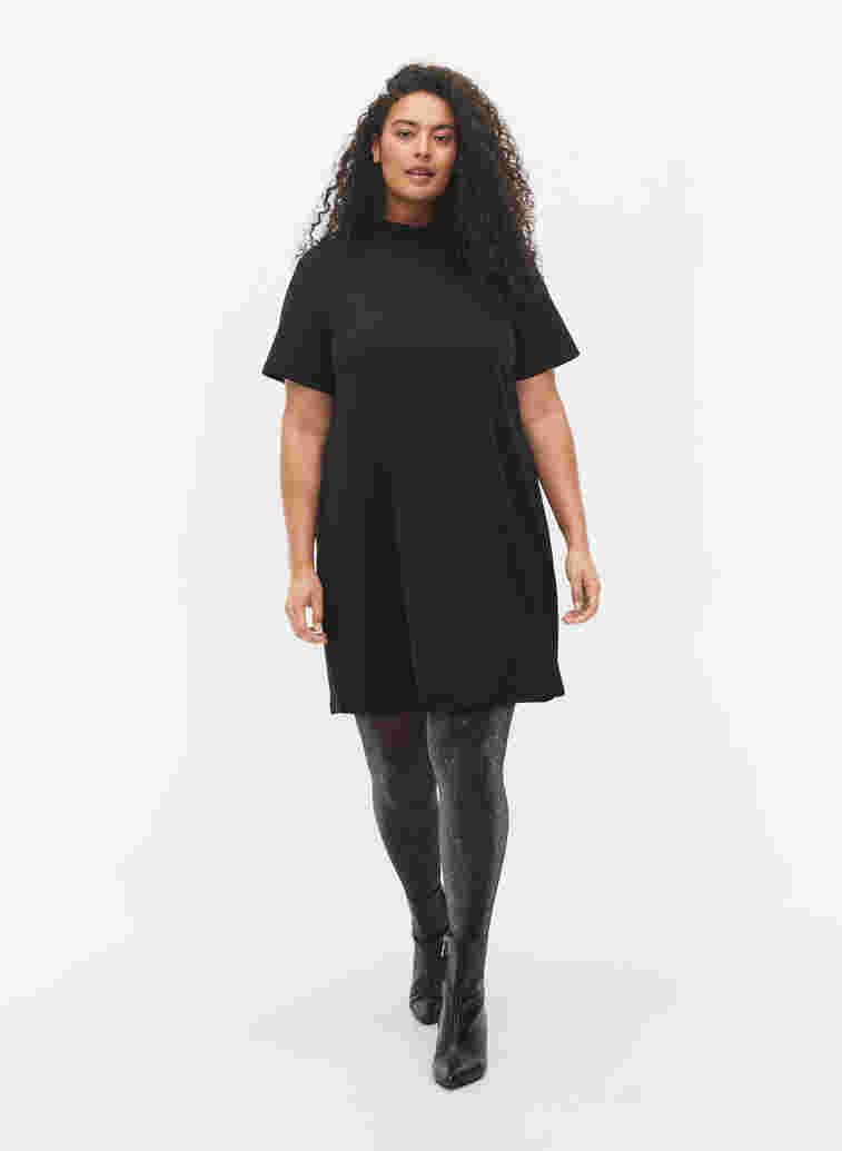 Kortärmad klänning med hög krage, Black, Model image number 2