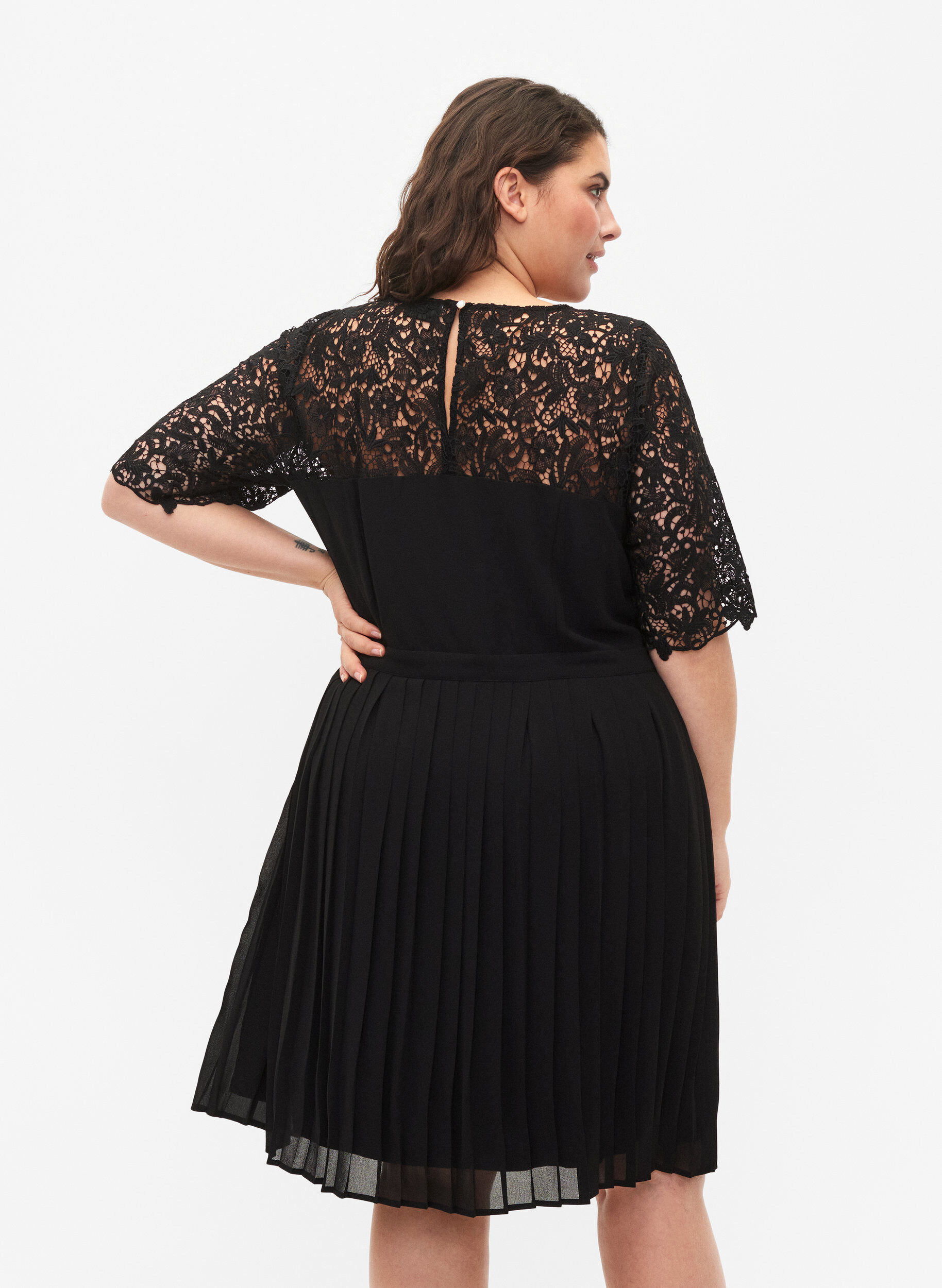 ZizziKort&auml;rmad kl&auml;nning med spets, Black, Model image number 1