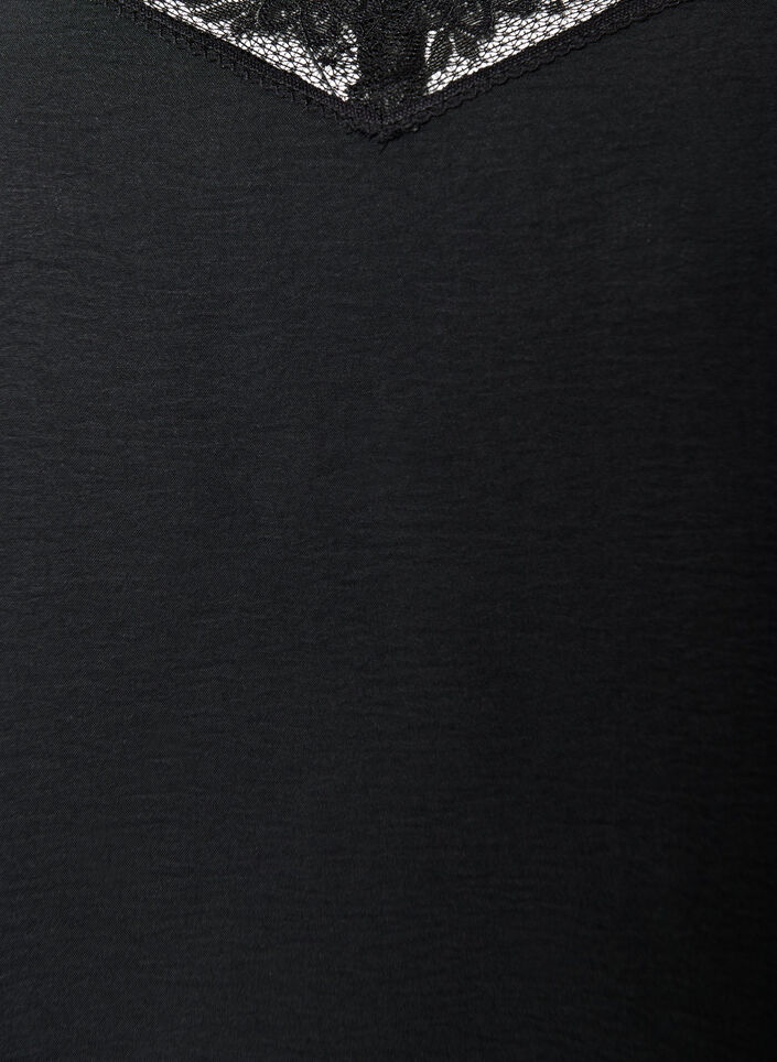 Cami-topp med V-ringning och spetskant, Svart, Packshot image number 2