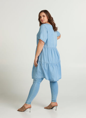 Kortärmad jeansklänning med veck, Light blue denim, Model image number 1