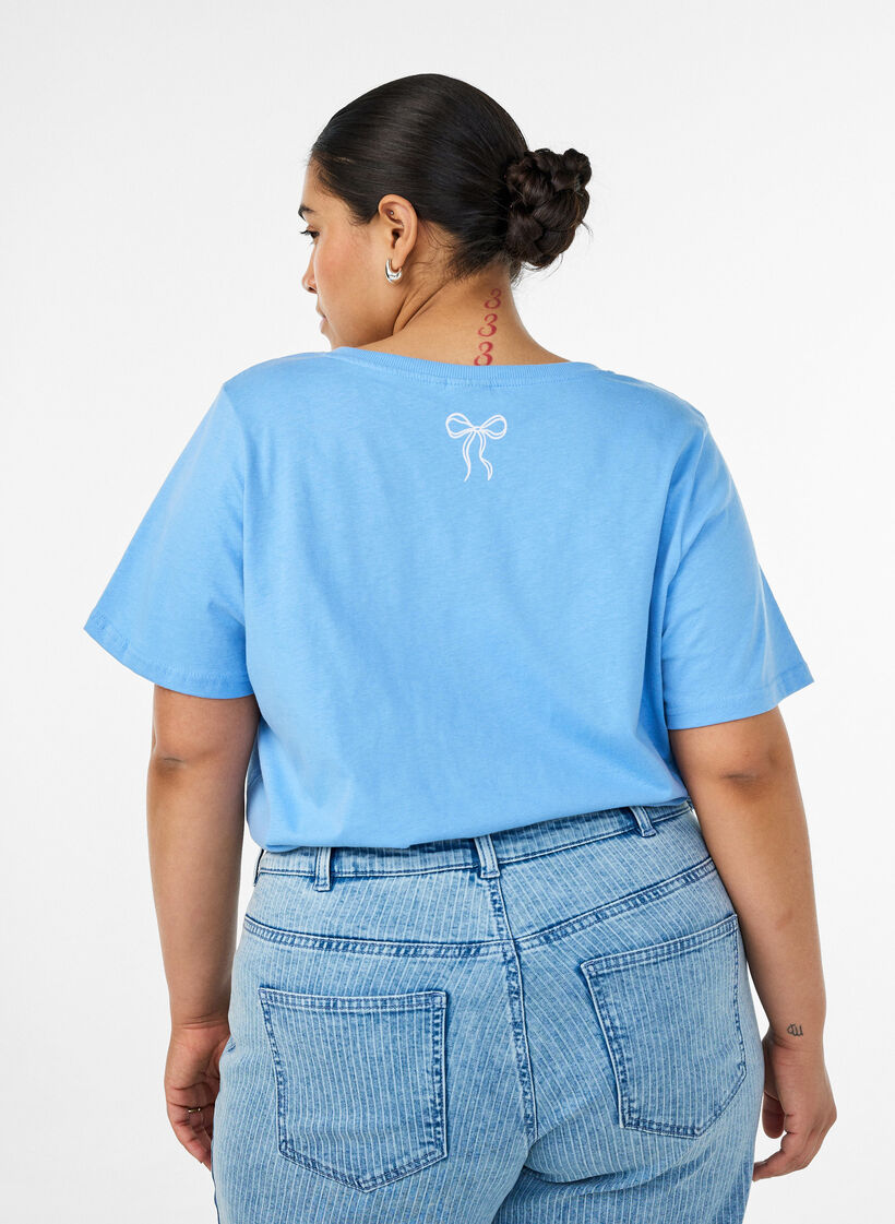 T-shirt i bomull med v-ringning och tryck framtill, Bl&aring;, Model image number 2