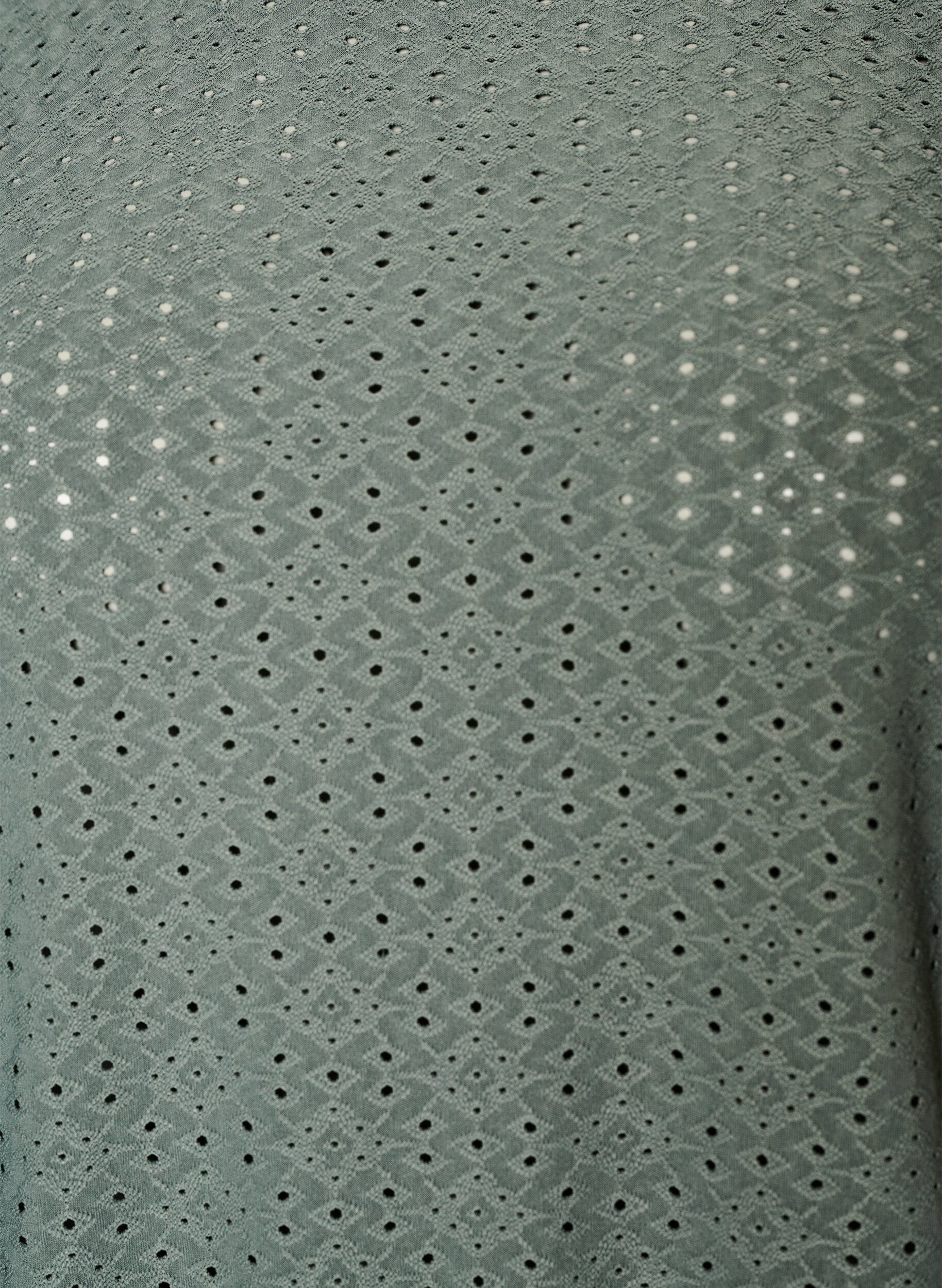 ZizziBlus med h&aring;lbroderi och ballongeffekt, Gr&ouml;n, Packshot image number 2