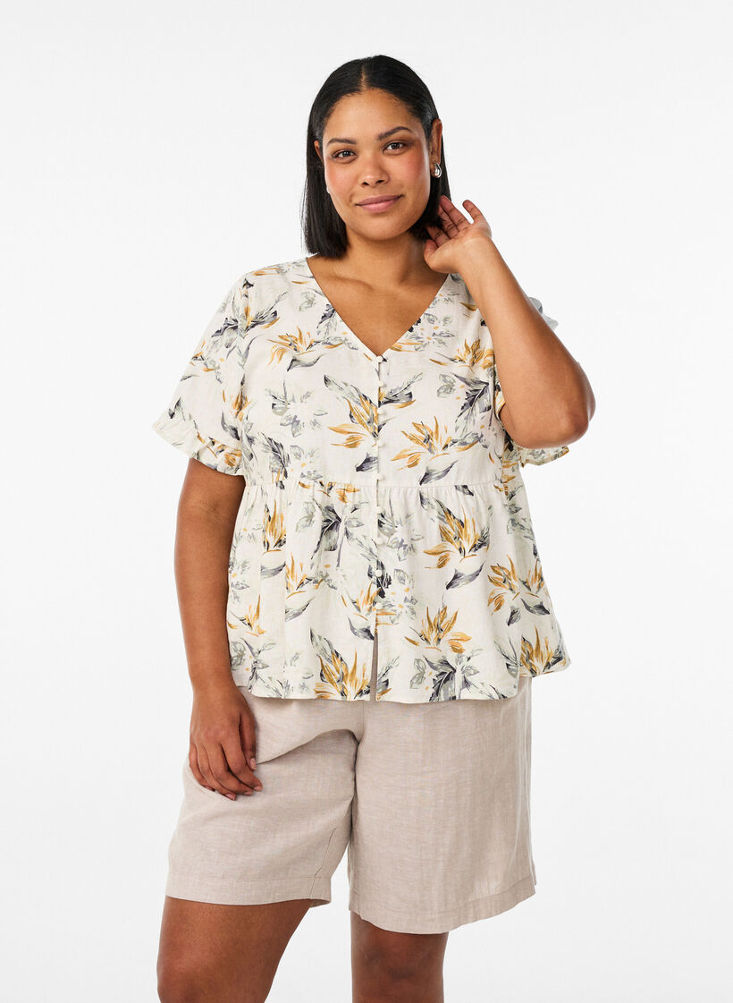 Shorts i linne och viskos med h&ouml;g midja, Beige, Model image number 0